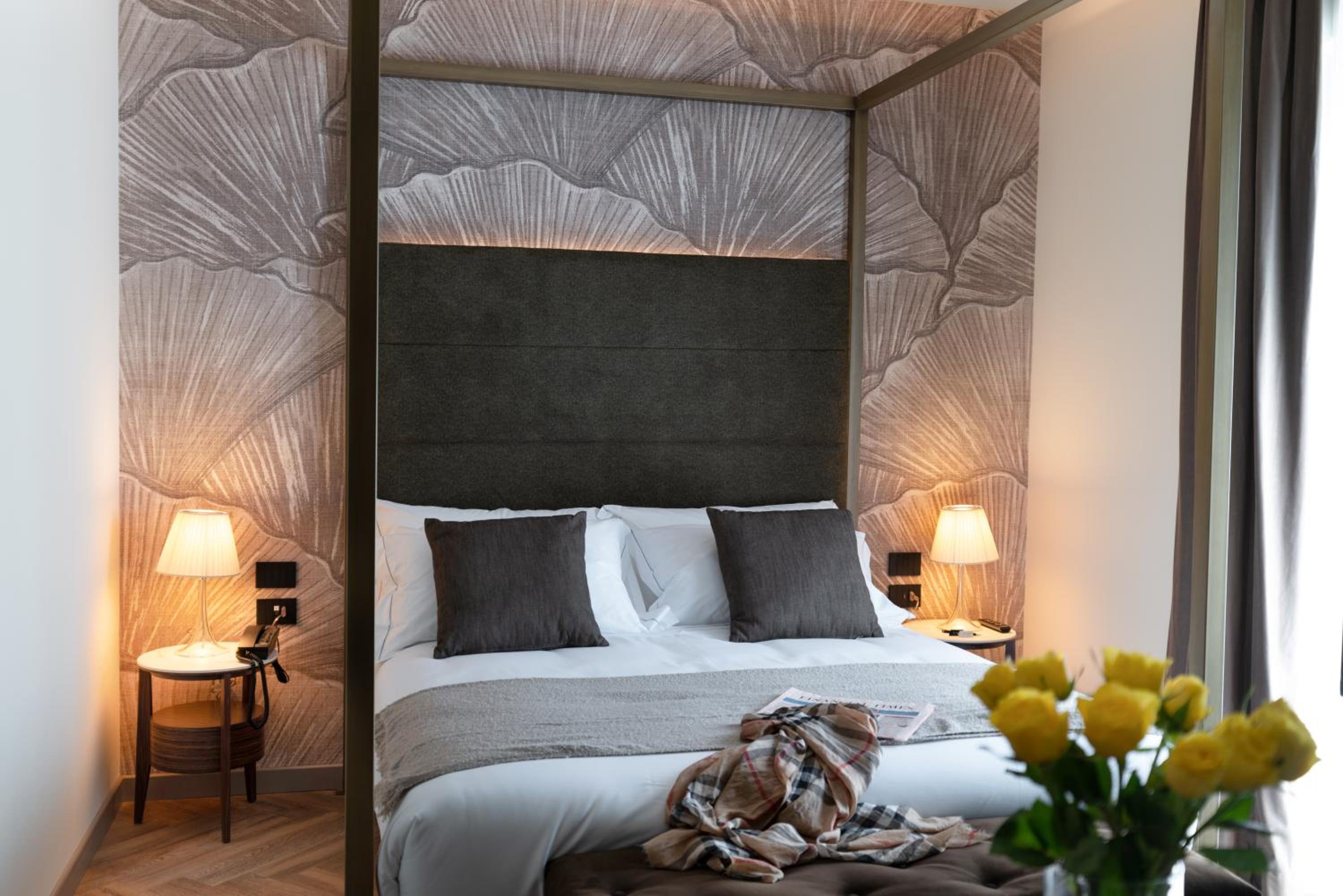 Superior King Room - Photo 5