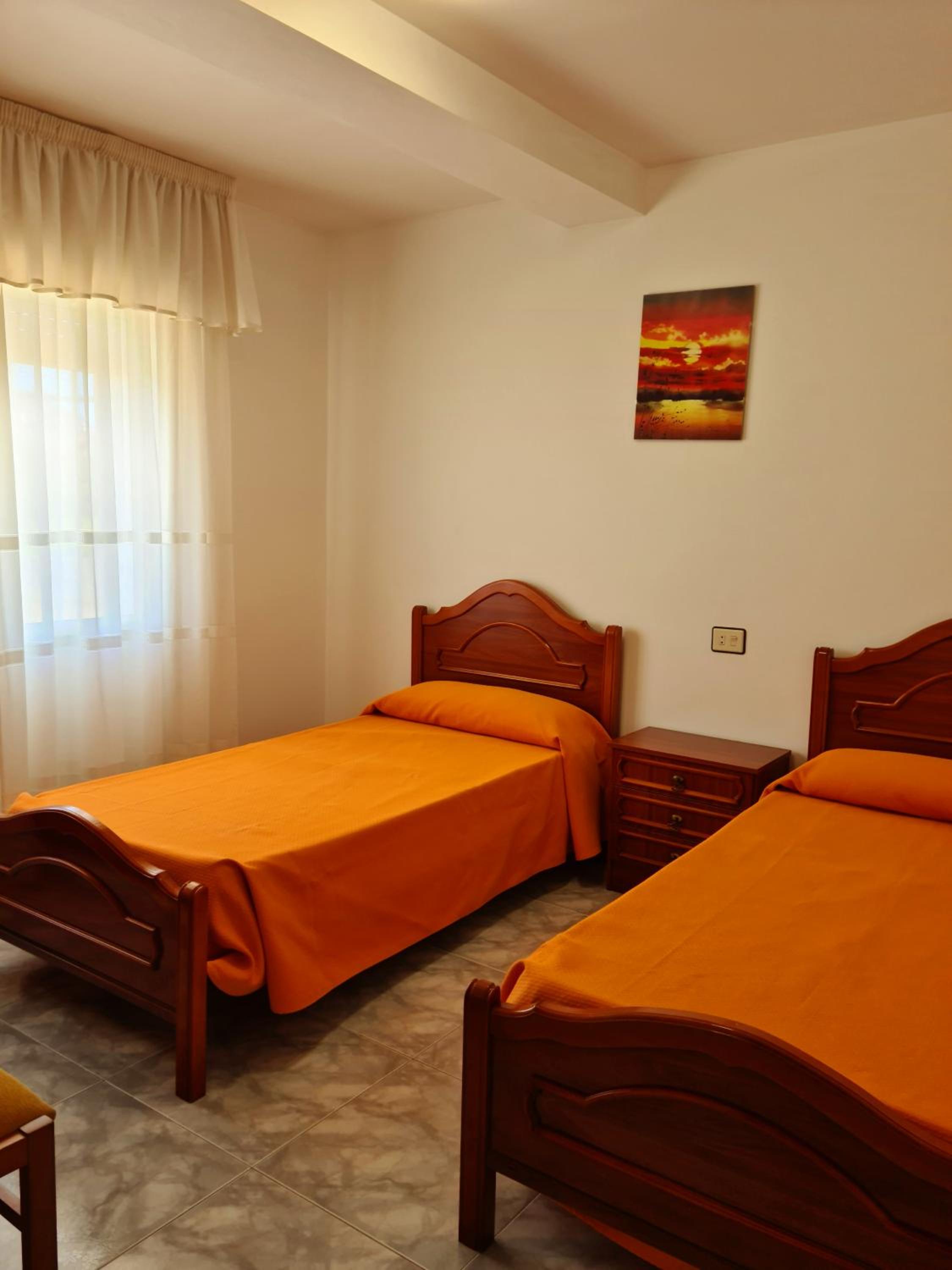 Habitación Estándar con Dos Camas Individuales