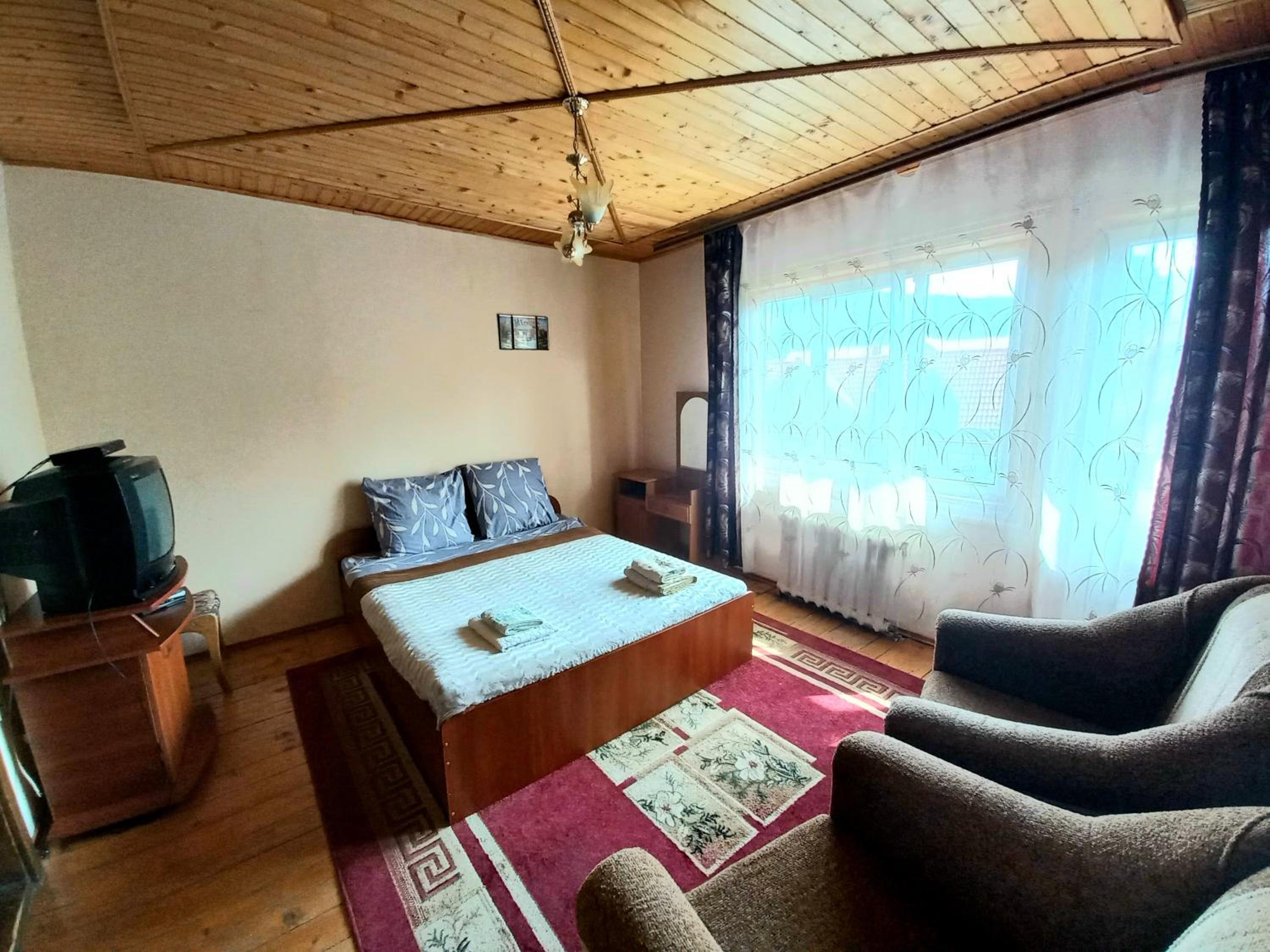 Economy Double Room photo 2