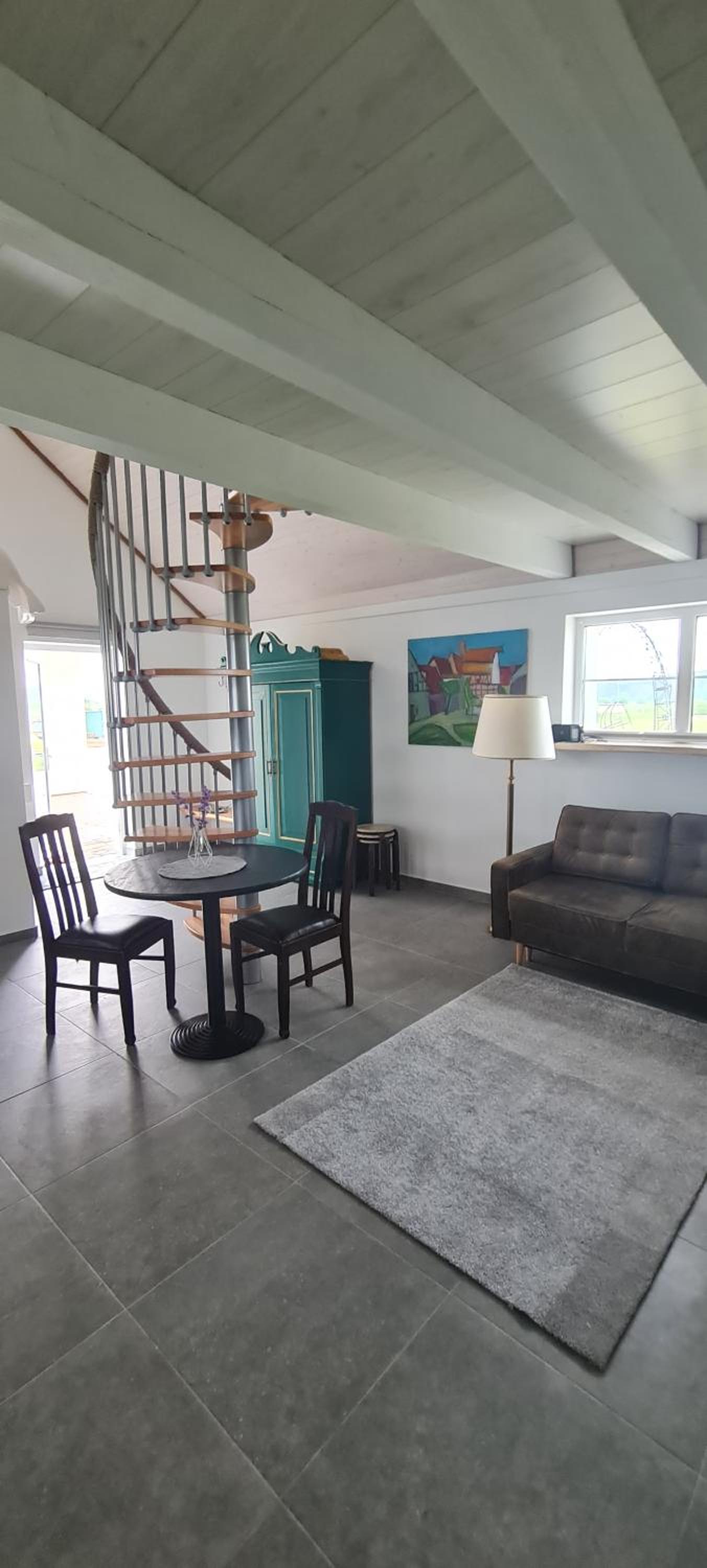 Studio Apartment - Photo 24