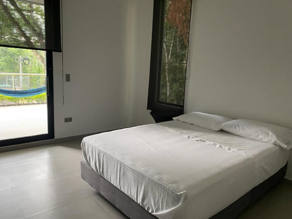 Three-Bedroom Villa photo 1