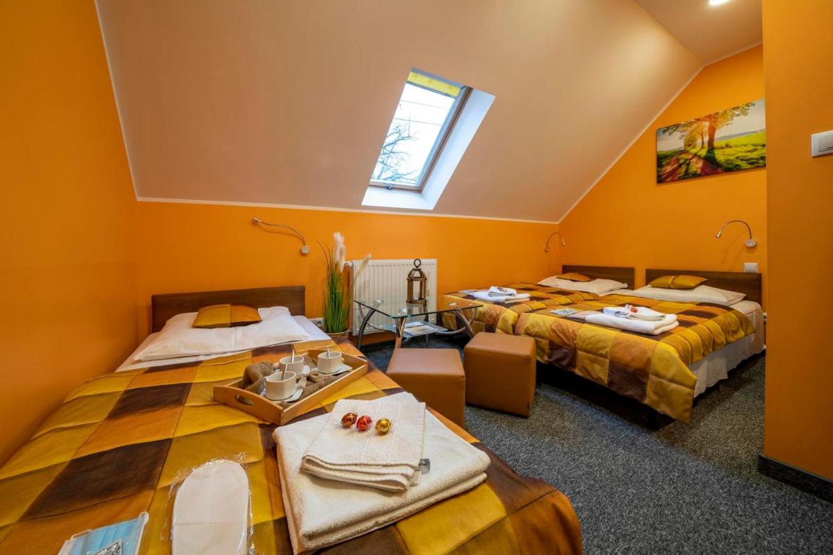 Triple Room with Private Bathroom