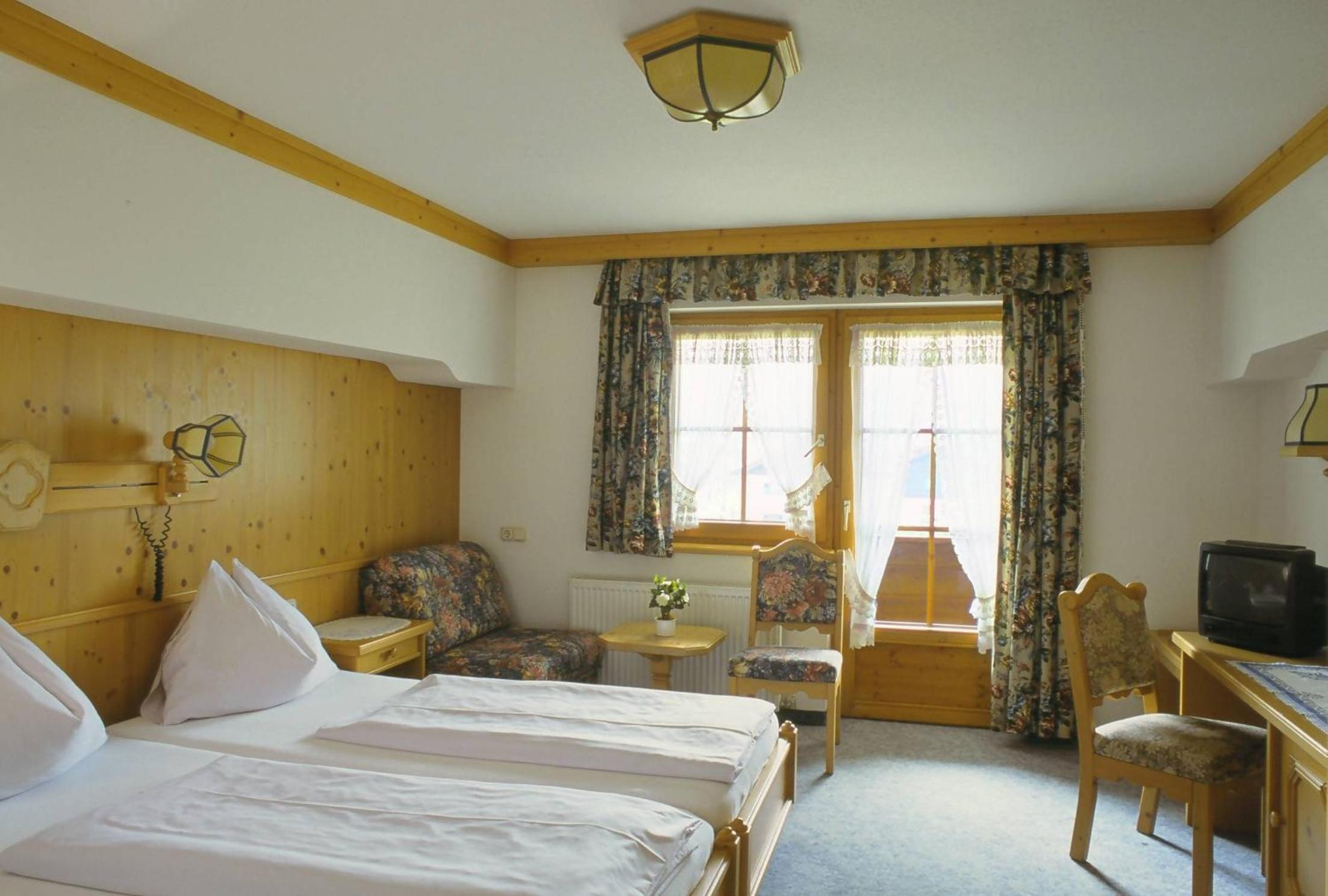 Double Room with Balcony photo 3