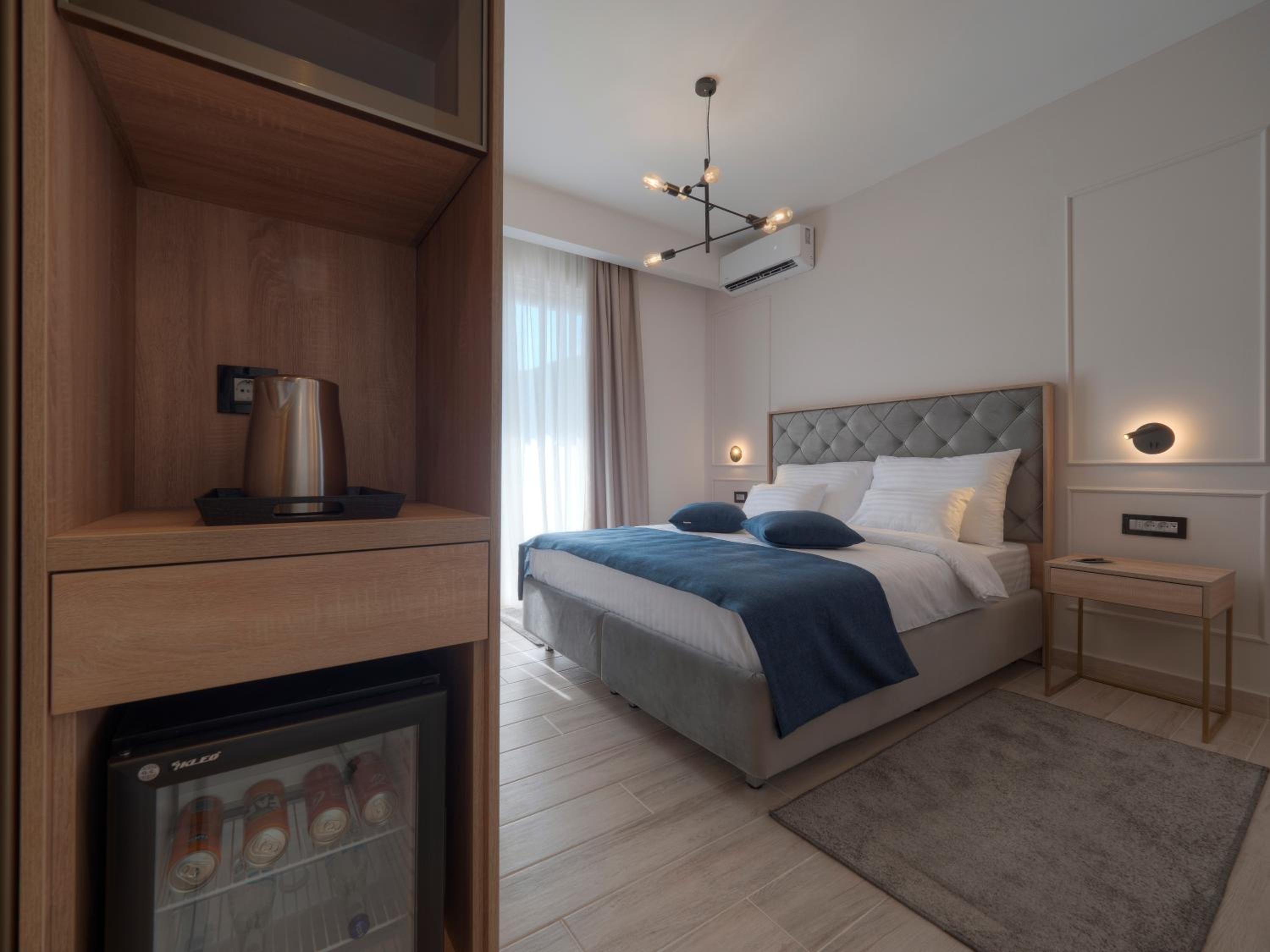 Deluxe Double Room - Photo 1