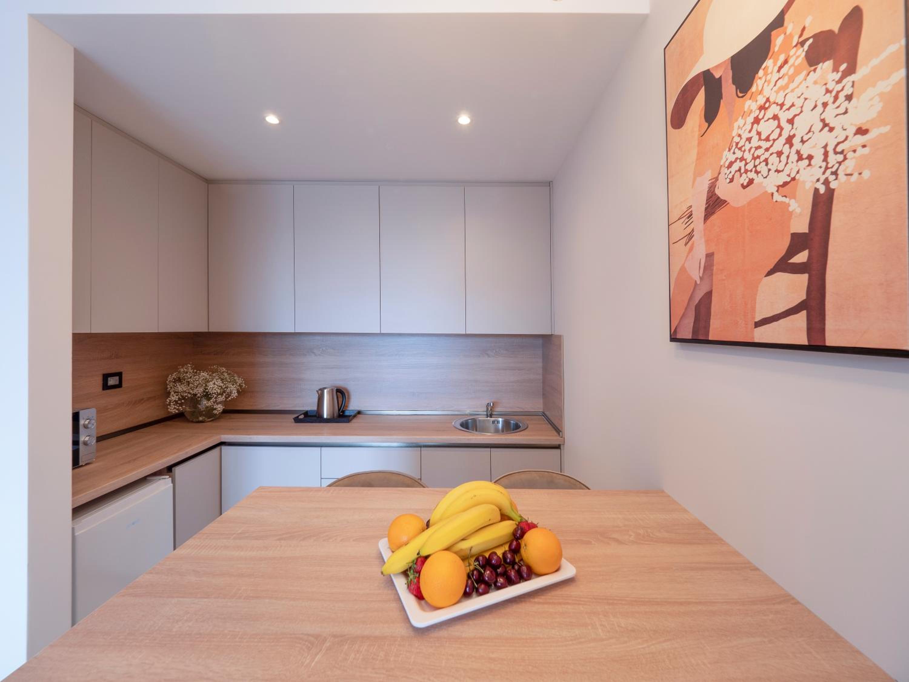 Premium Apartment - Photo 7