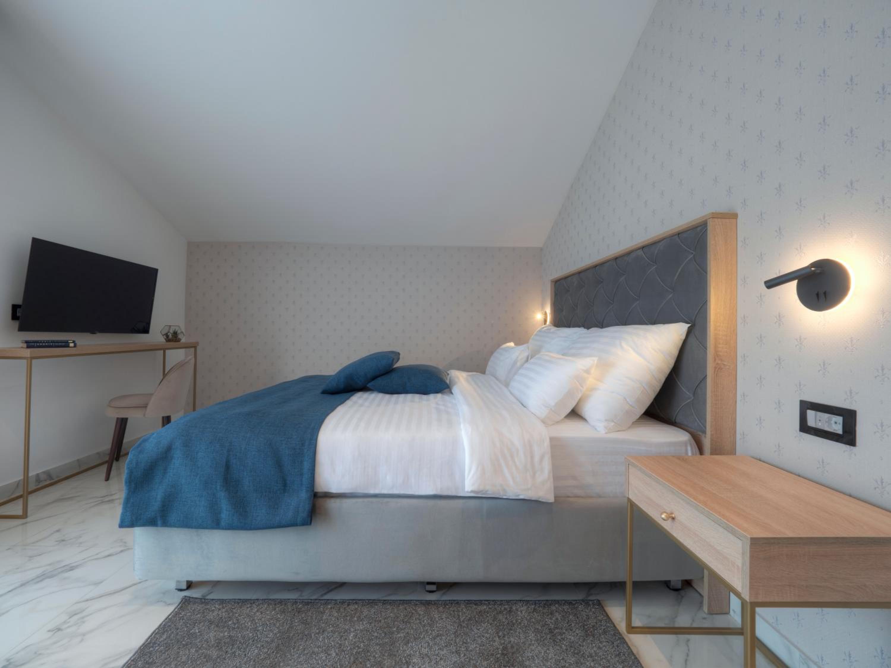 Penthouse Apartment - Photo 24