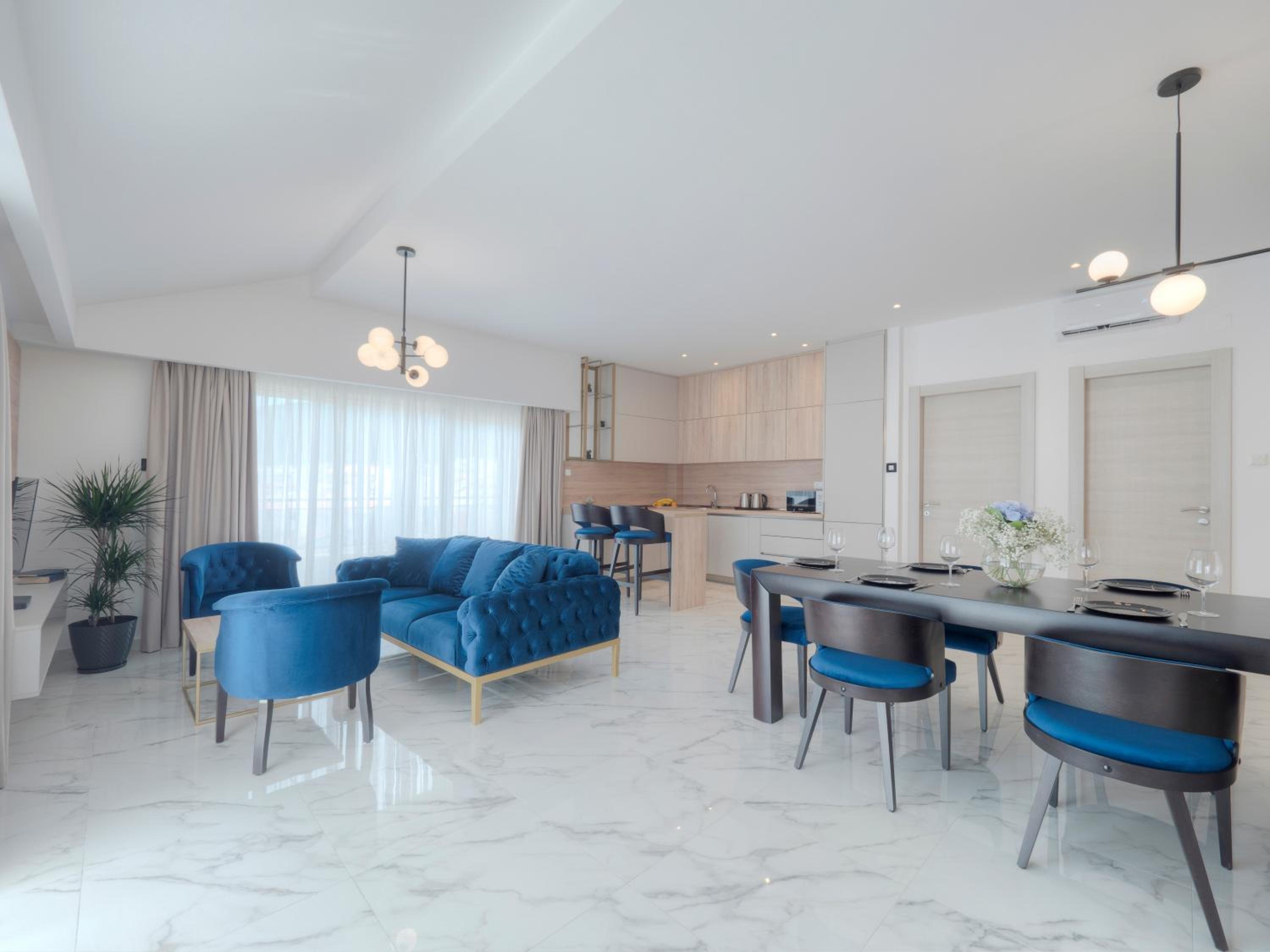 Penthouse Apartment - Photo 16