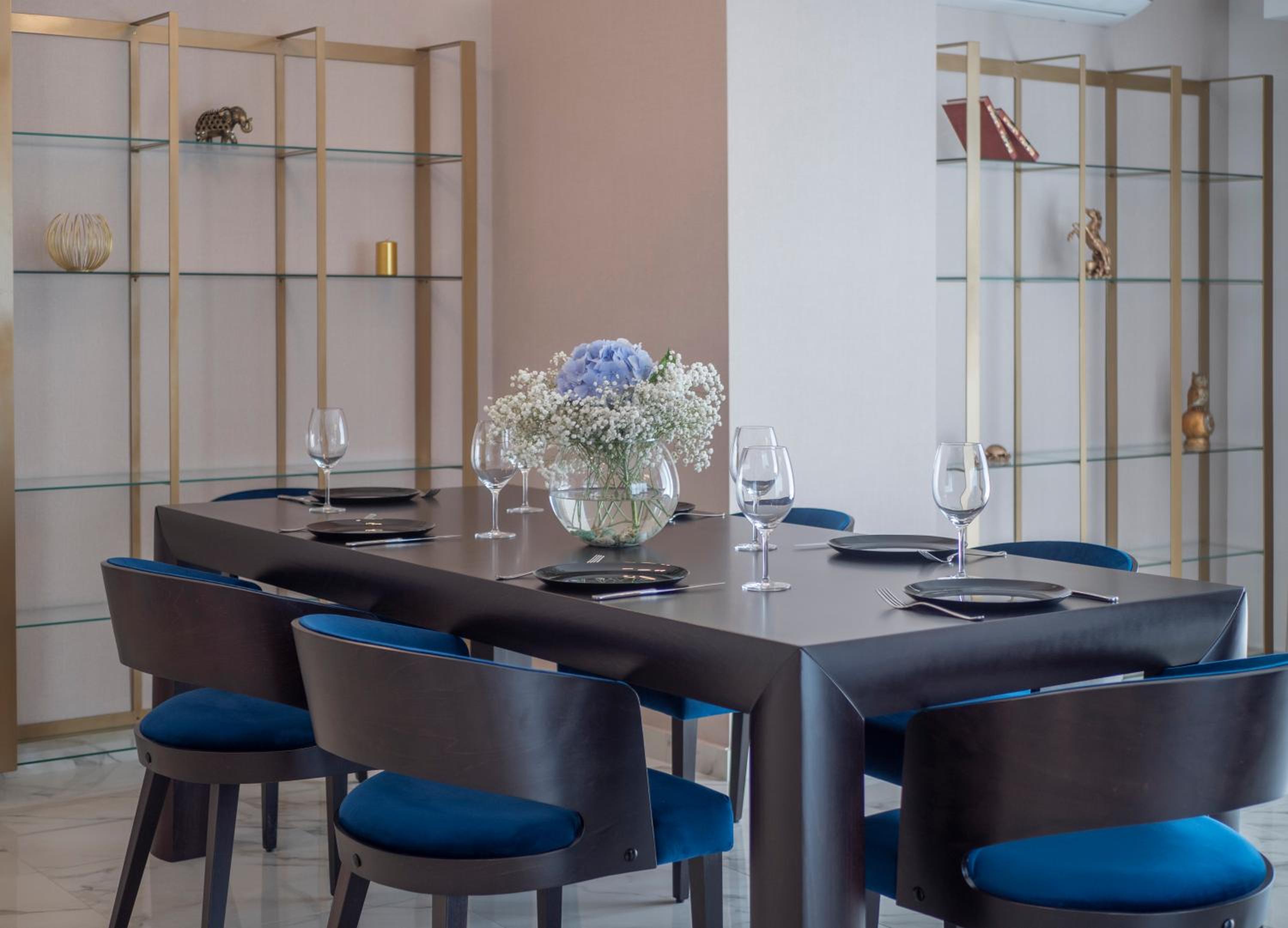Penthouse Apartment - Photo 3
