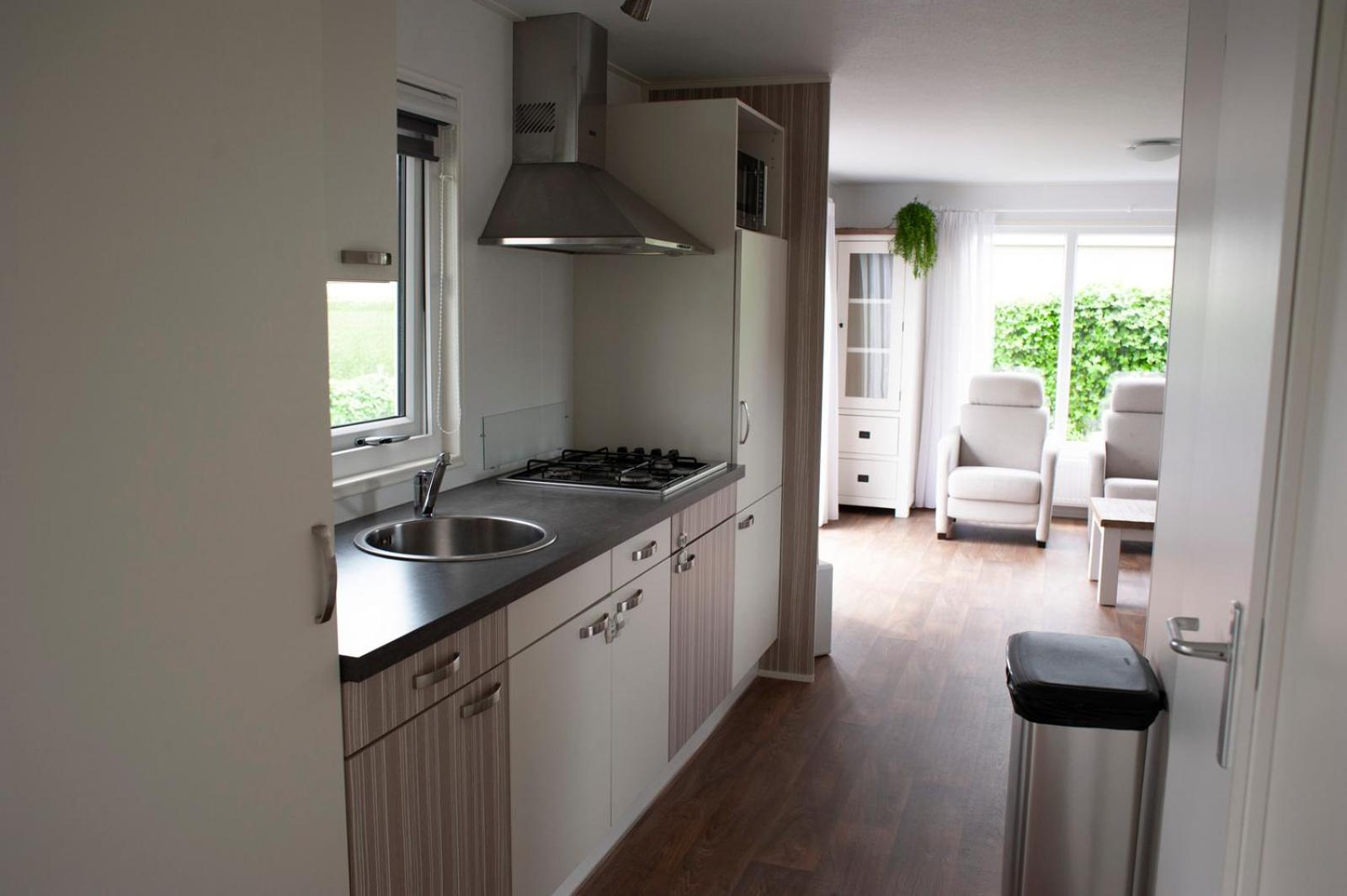 One-Bedroom House - Photo 5