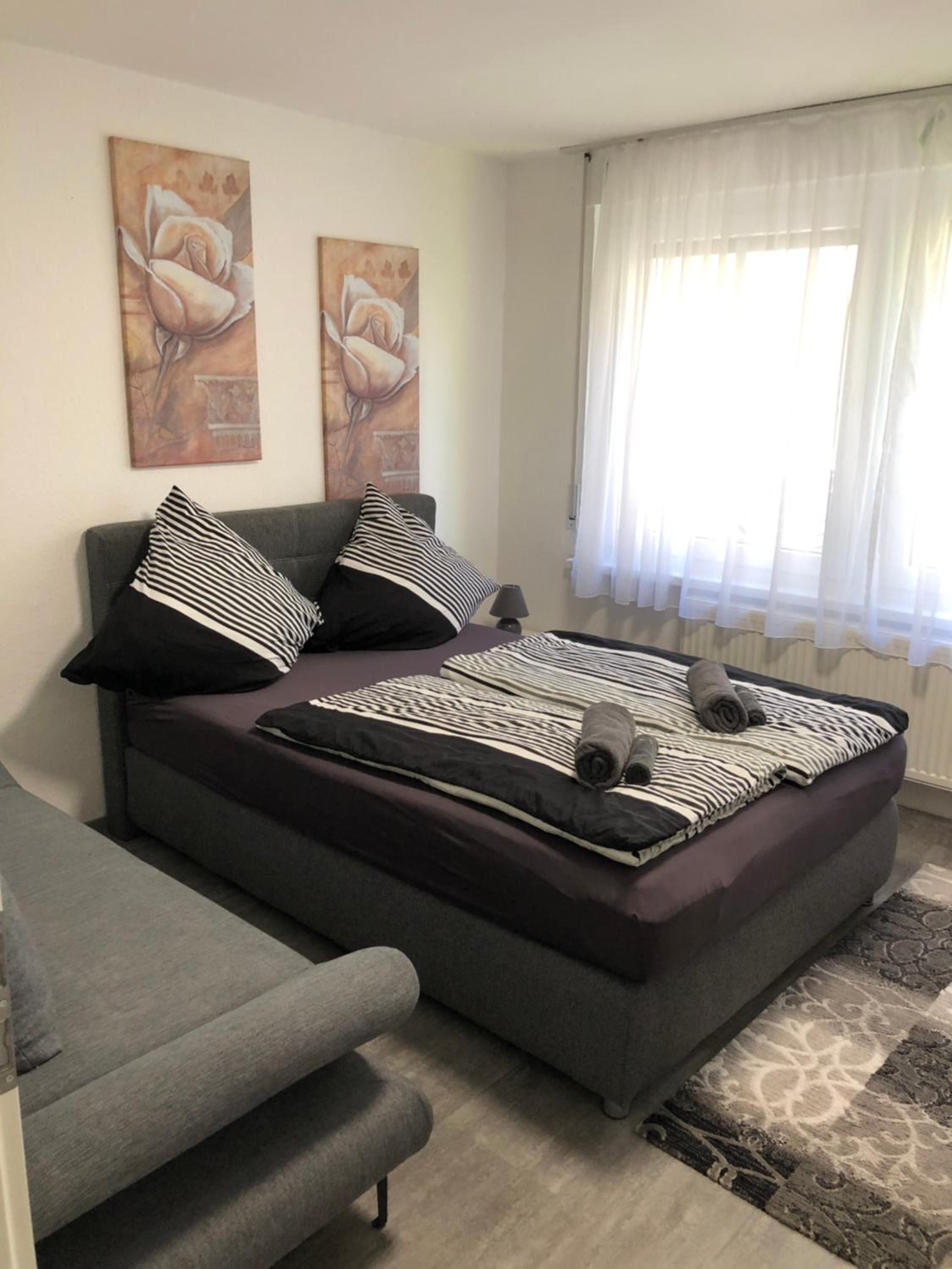 Two-Bedroom Apartment - Photo 16