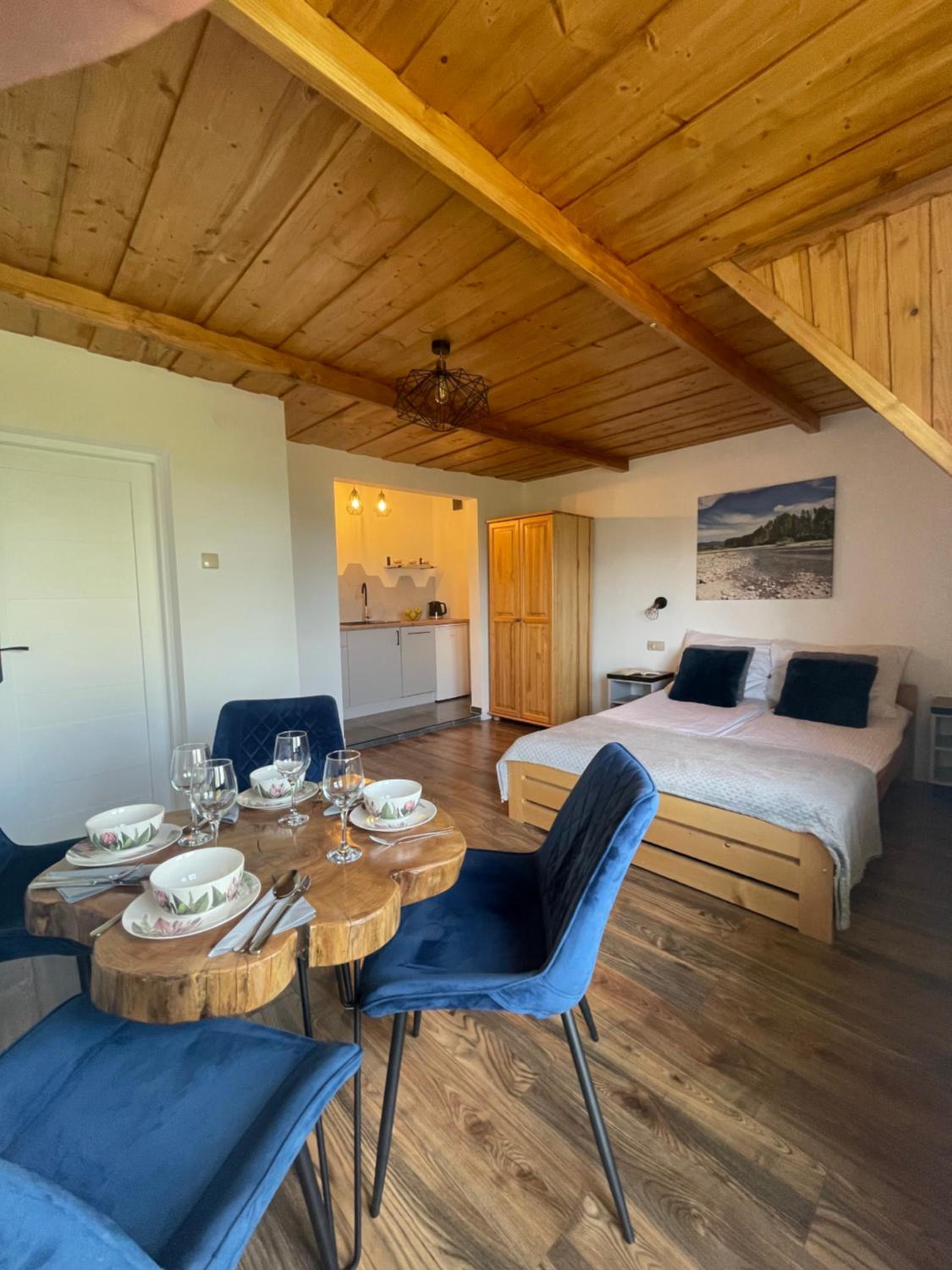 Apartment with Mountain View photo 1