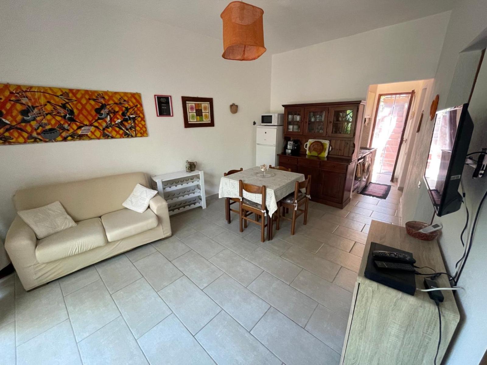 Two-Bedroom House photo 2