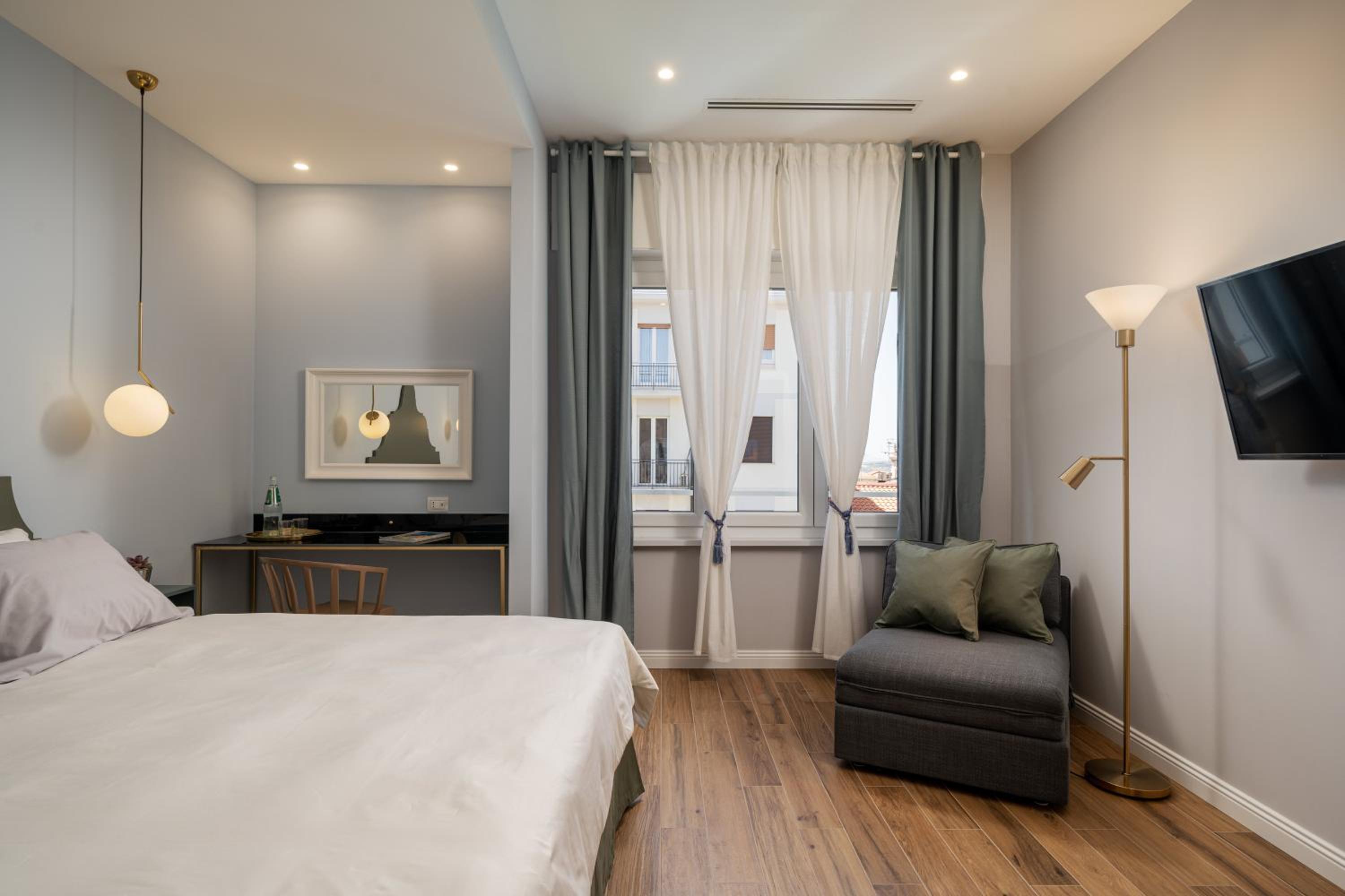 Deluxe Triple Room photo 2