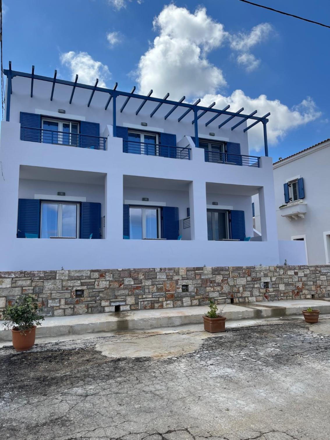 Double Room with Sea View - Photo 13