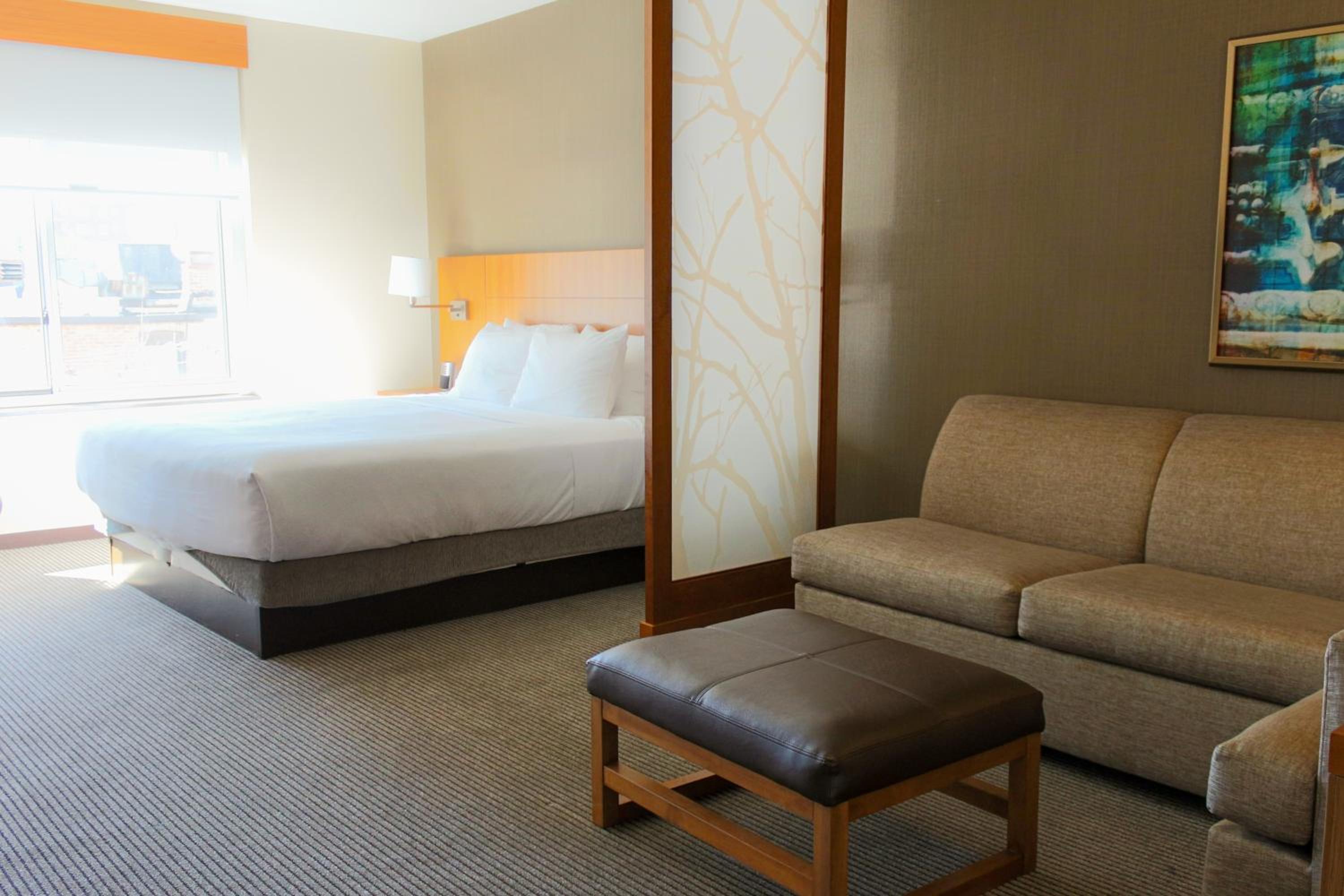 King Room with Sofa Bed - High Floor