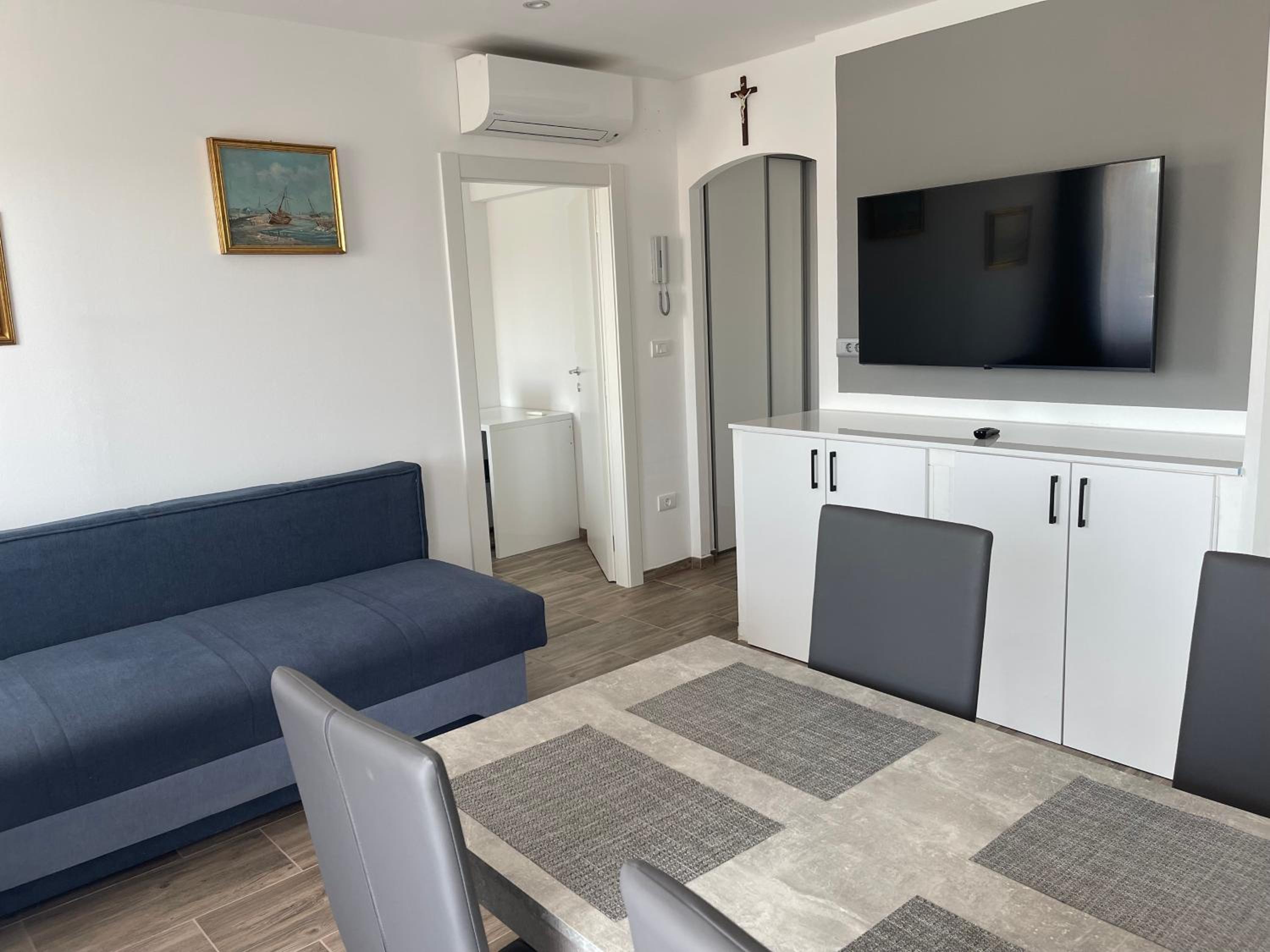 Apartment with Terrace photo 1