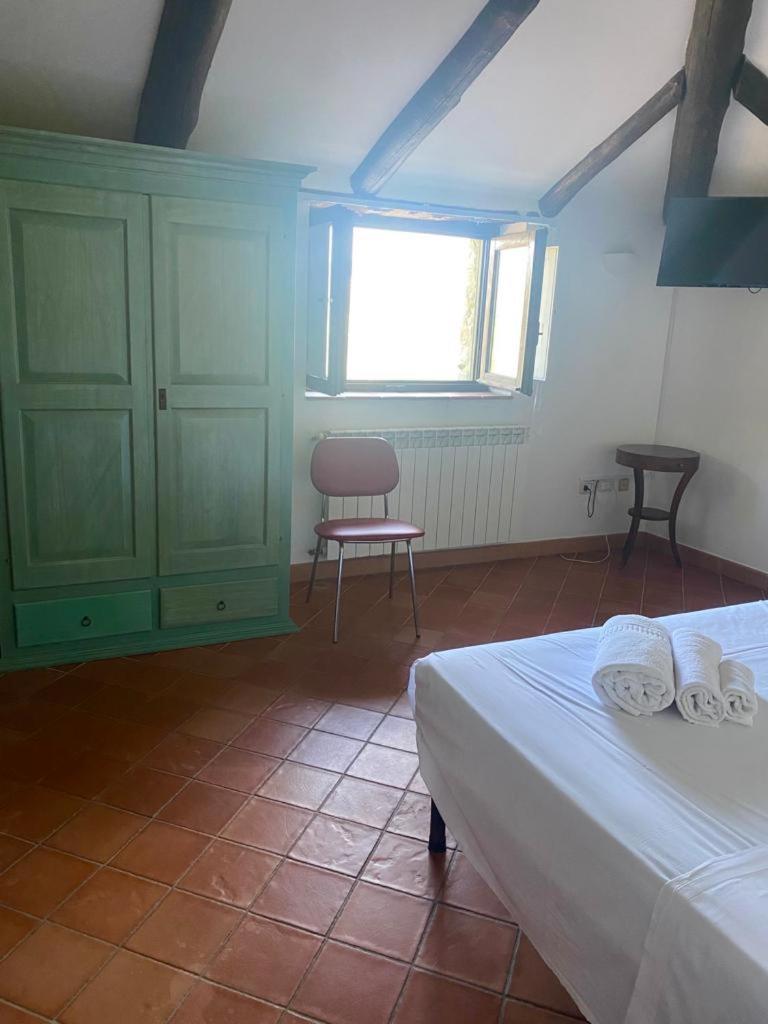 Superior Triple Room photo 3