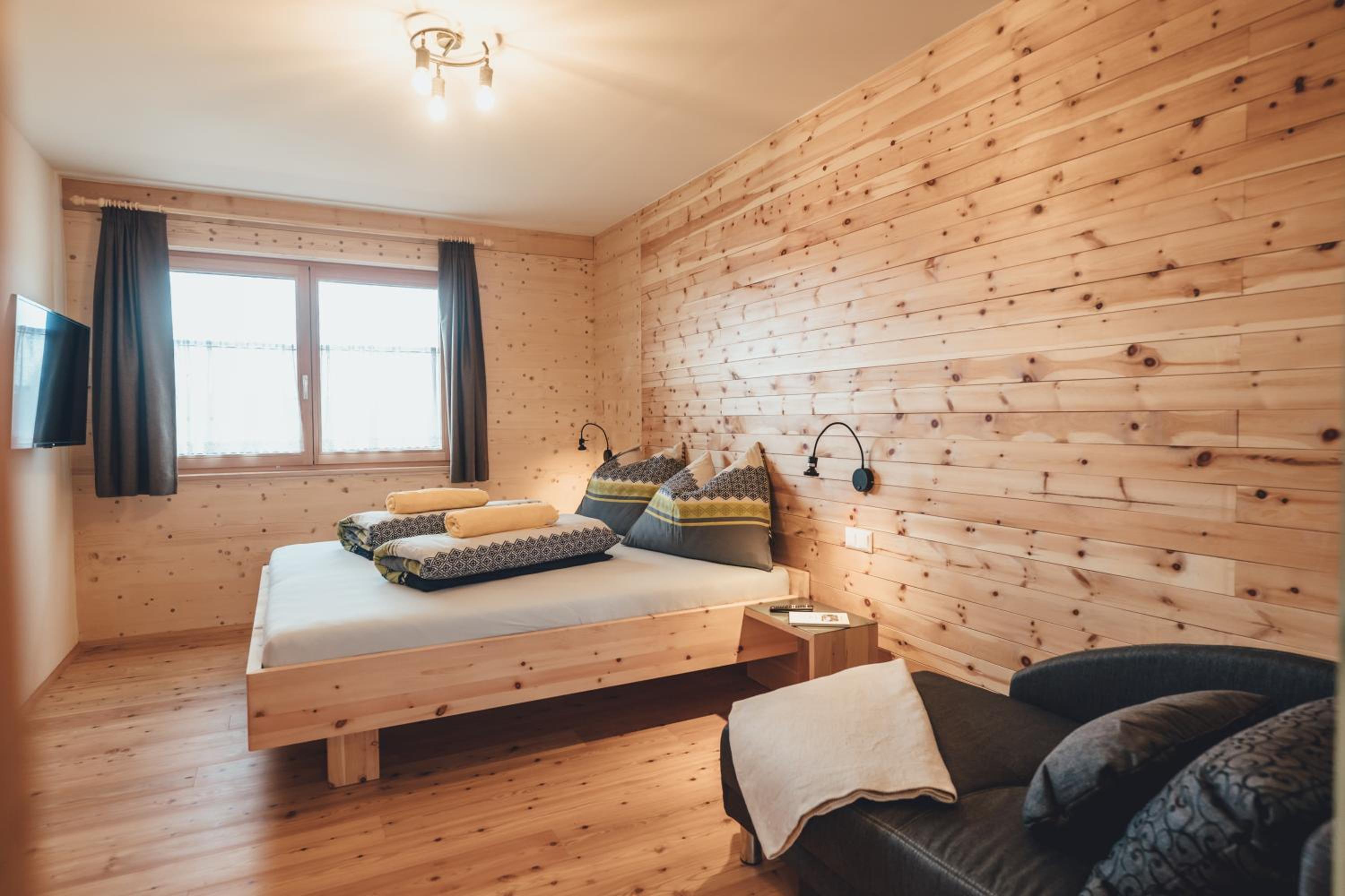 Double Room with Mountain View - Photo 1