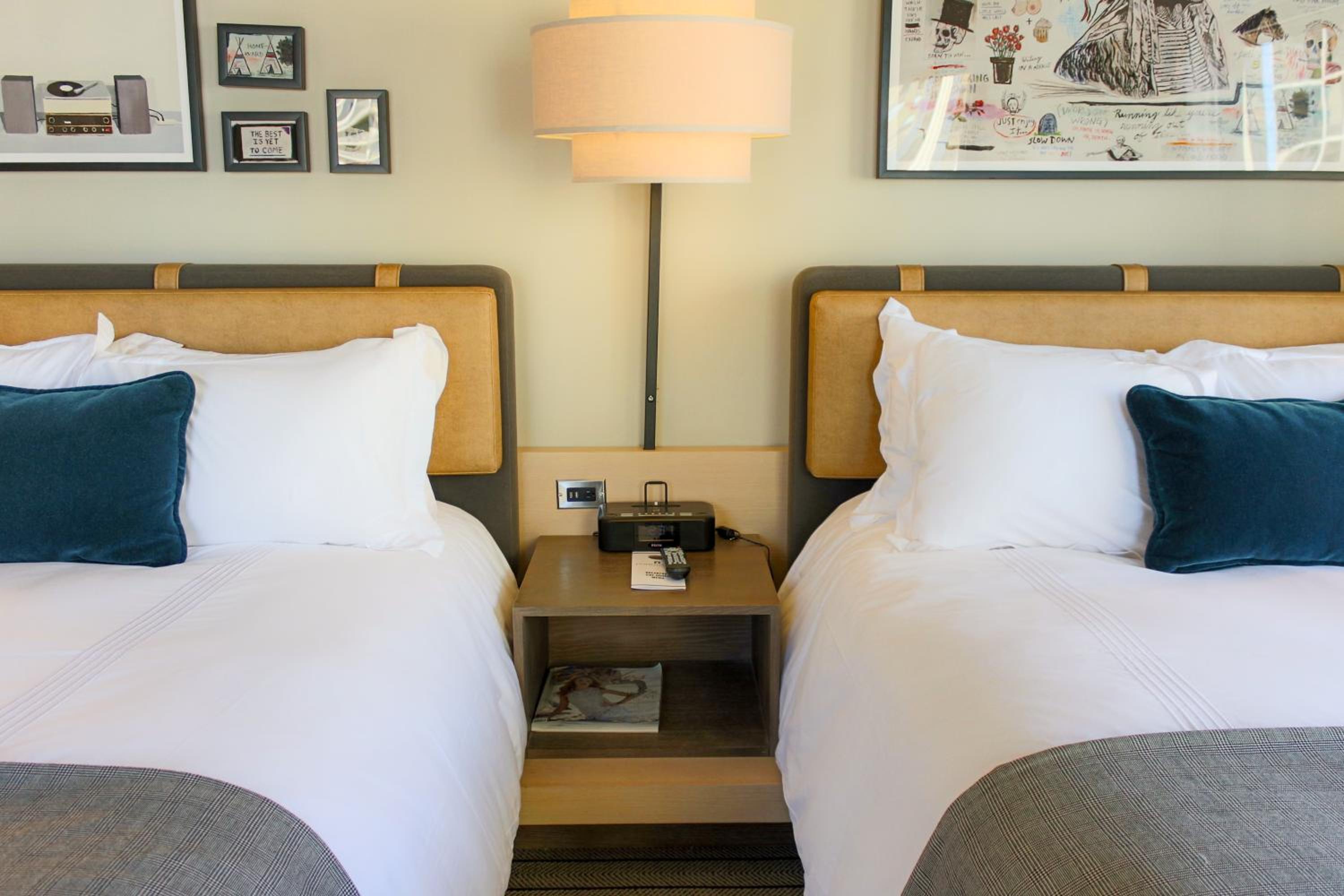 Double Room with Two Double Beds - Photo 7