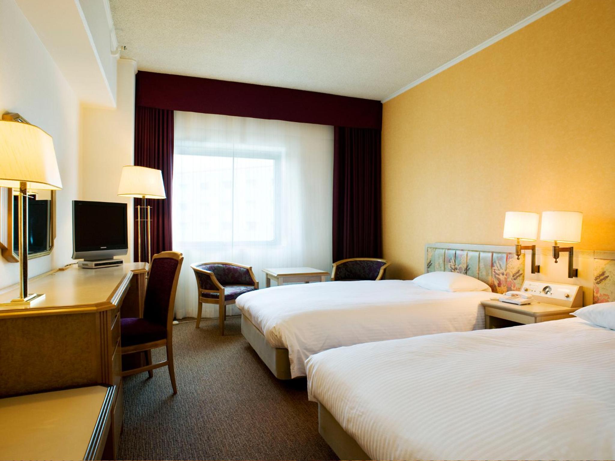 Standard Twin Room - Non-Smoking - Main Building - Photo 4