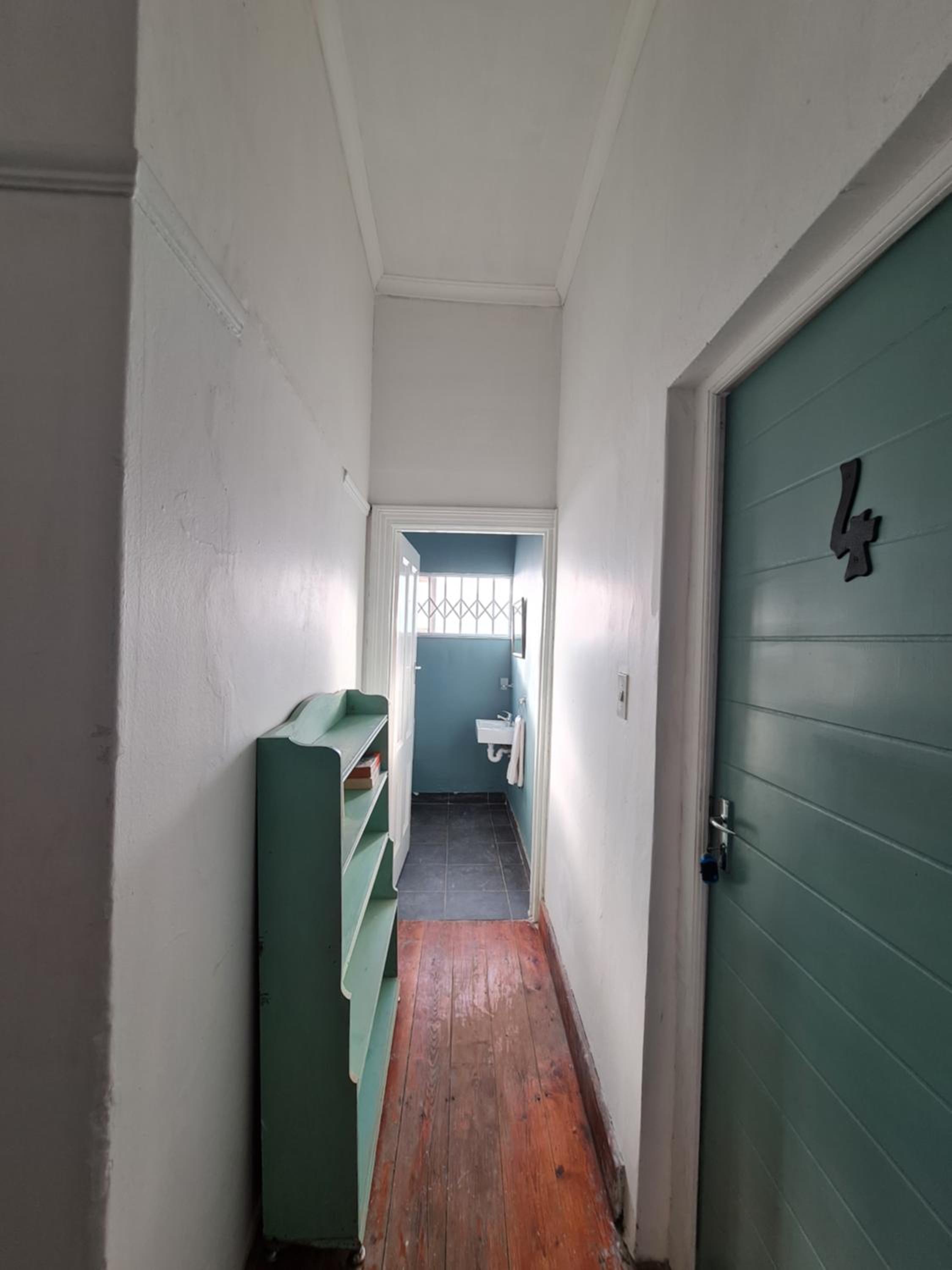 Budget Double Room - Photo 6
