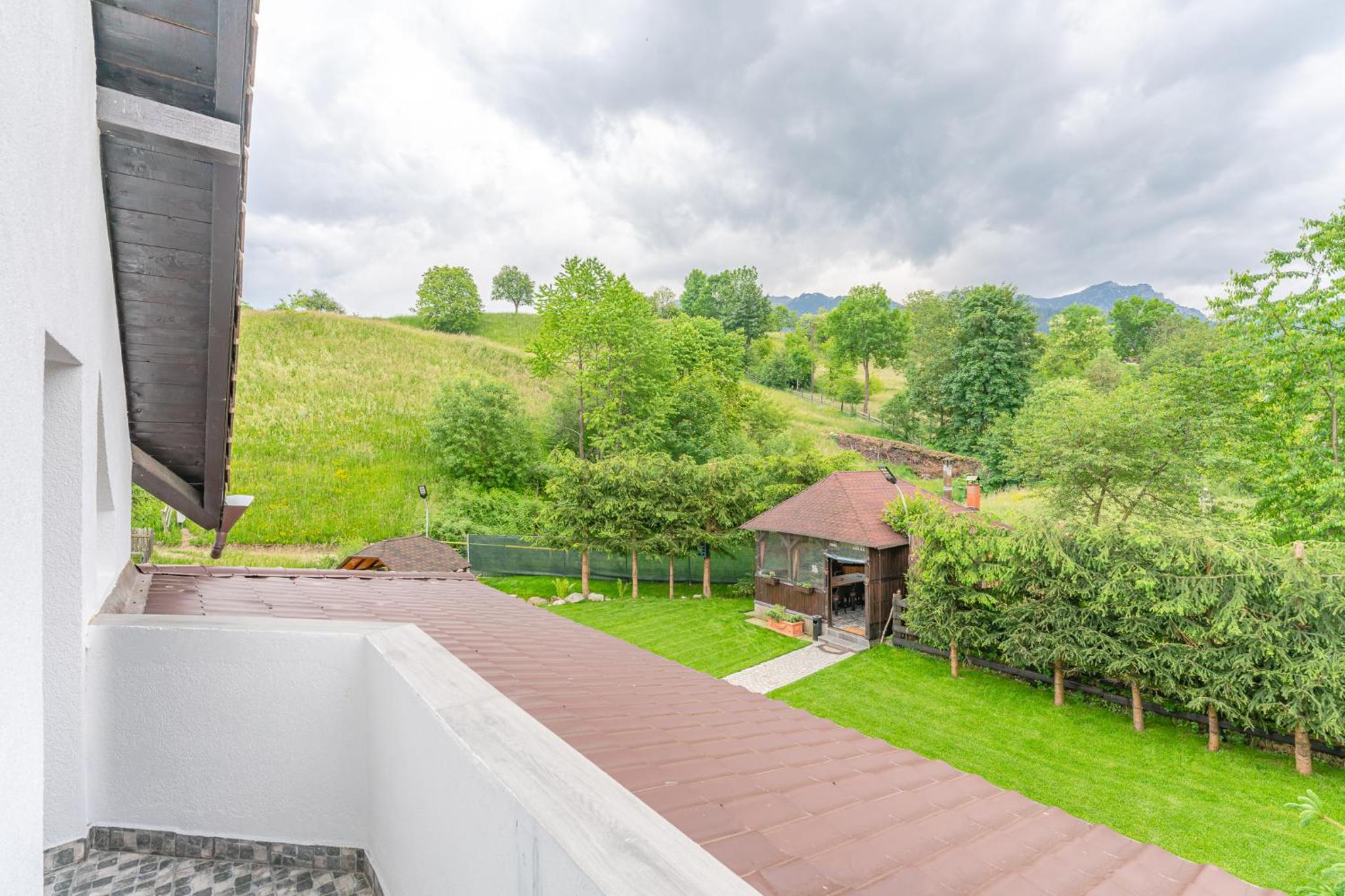Double Room with Balcony - Photo 6