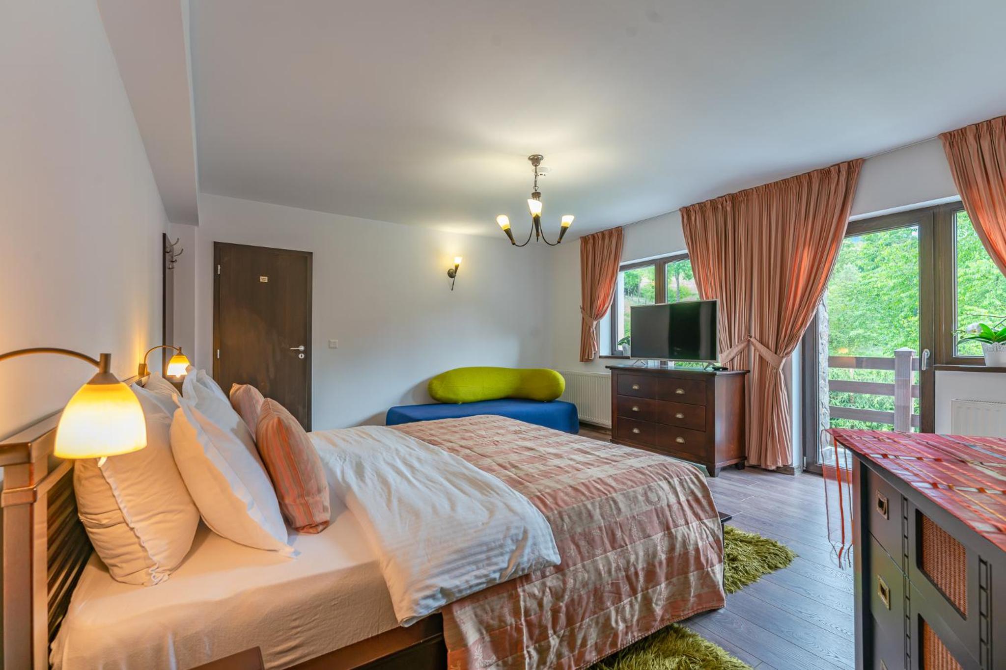 Deluxe Double Room with Balcony - Photo 1