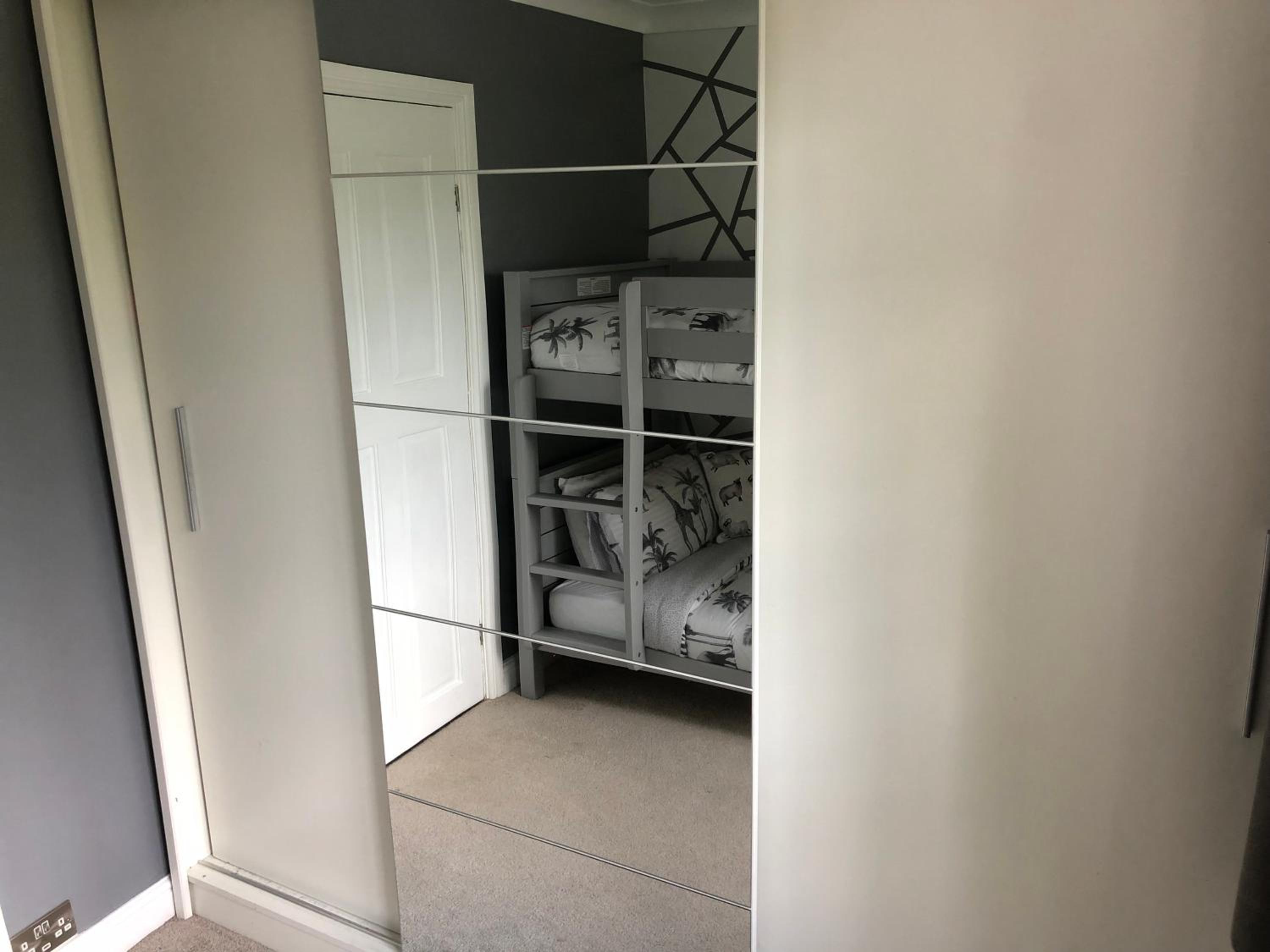 Three-Bedroom House photo 3
