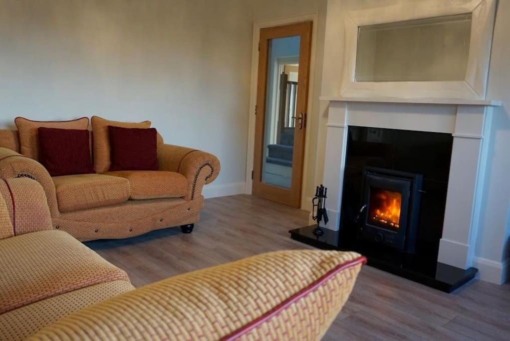 Four-Bedroom House photo 2