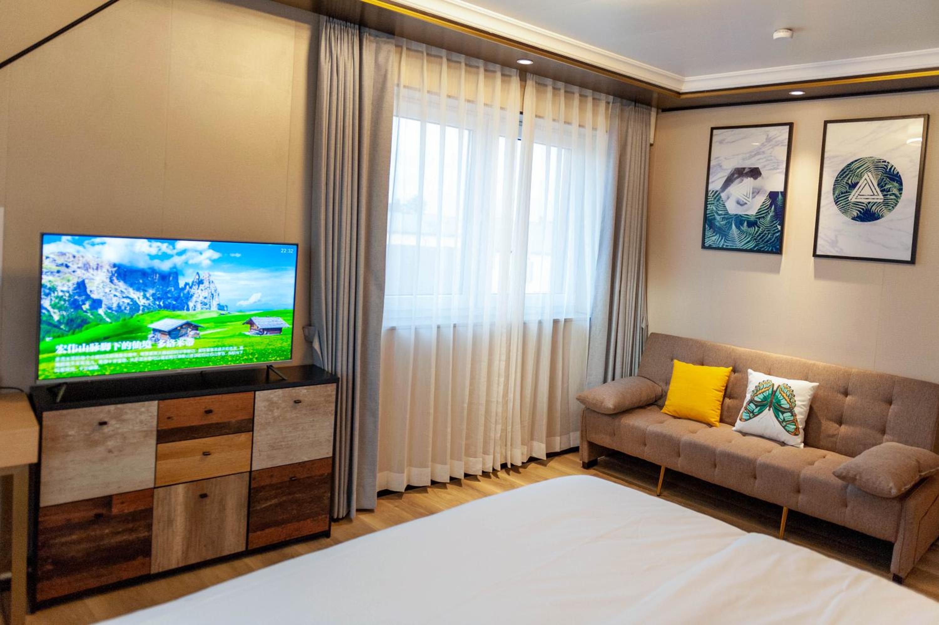 Deluxe Triple Room - Photo 4