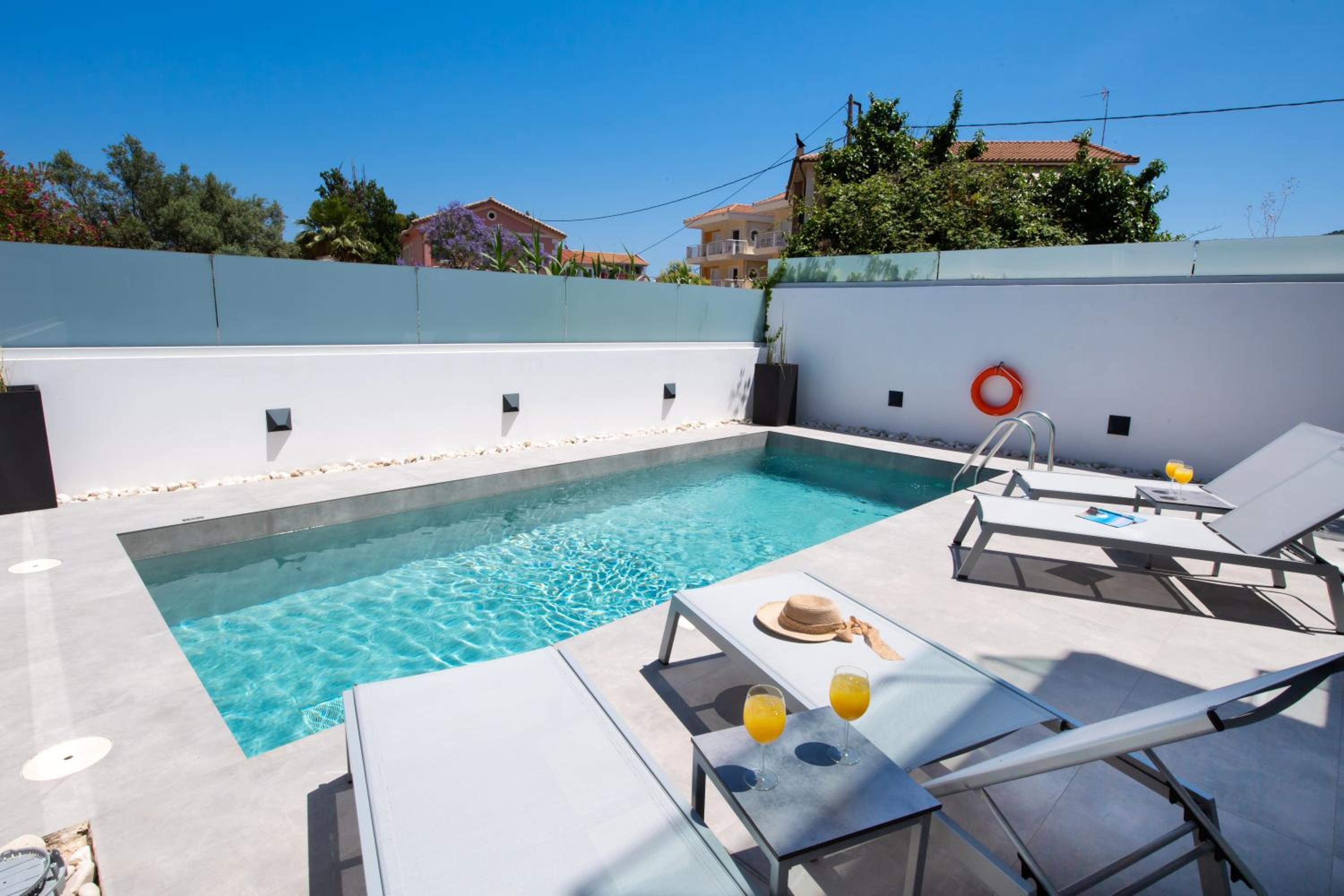 One Bedroom Apartment with Garden View