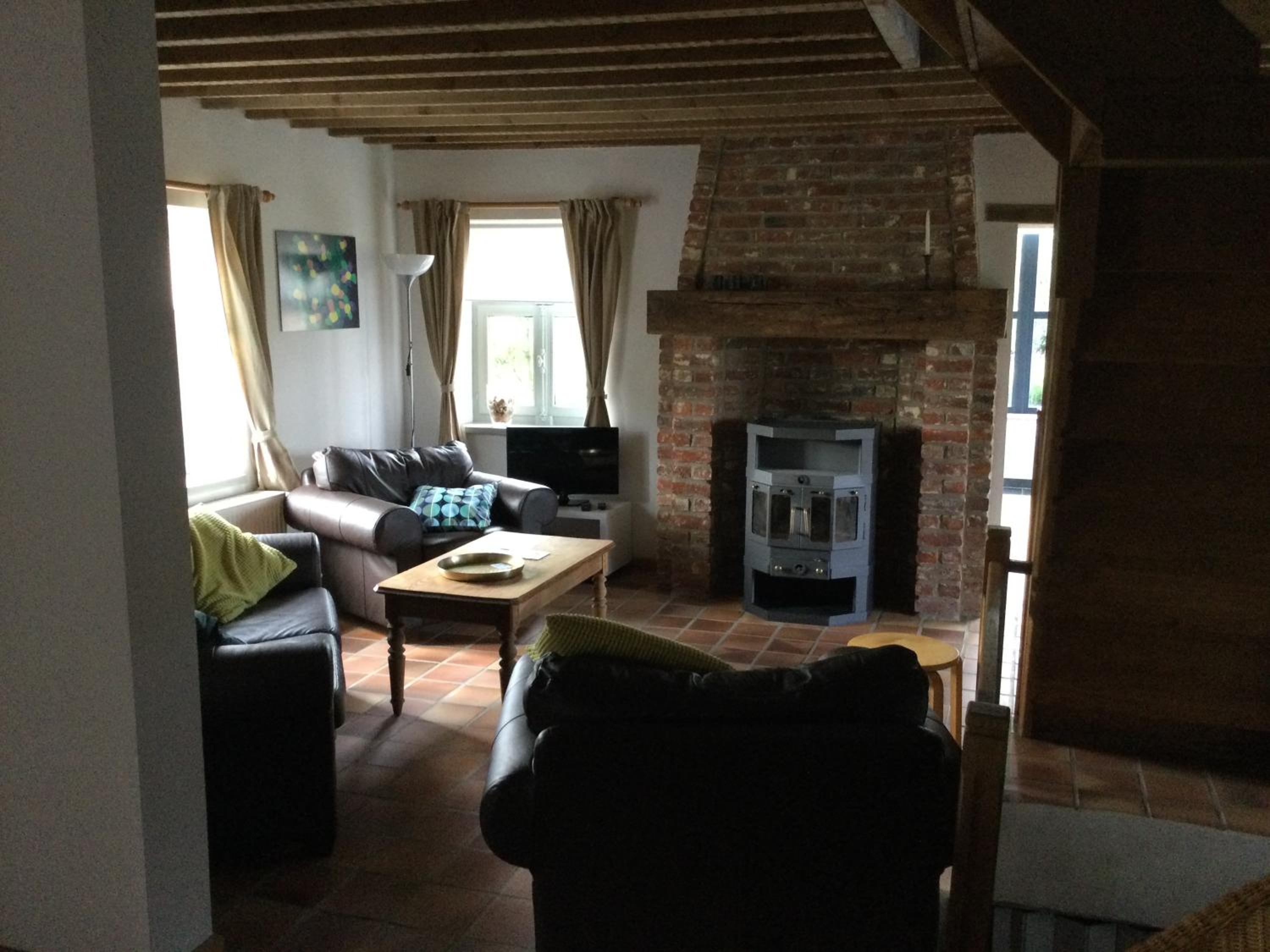 Three-Bedroom House photo 3