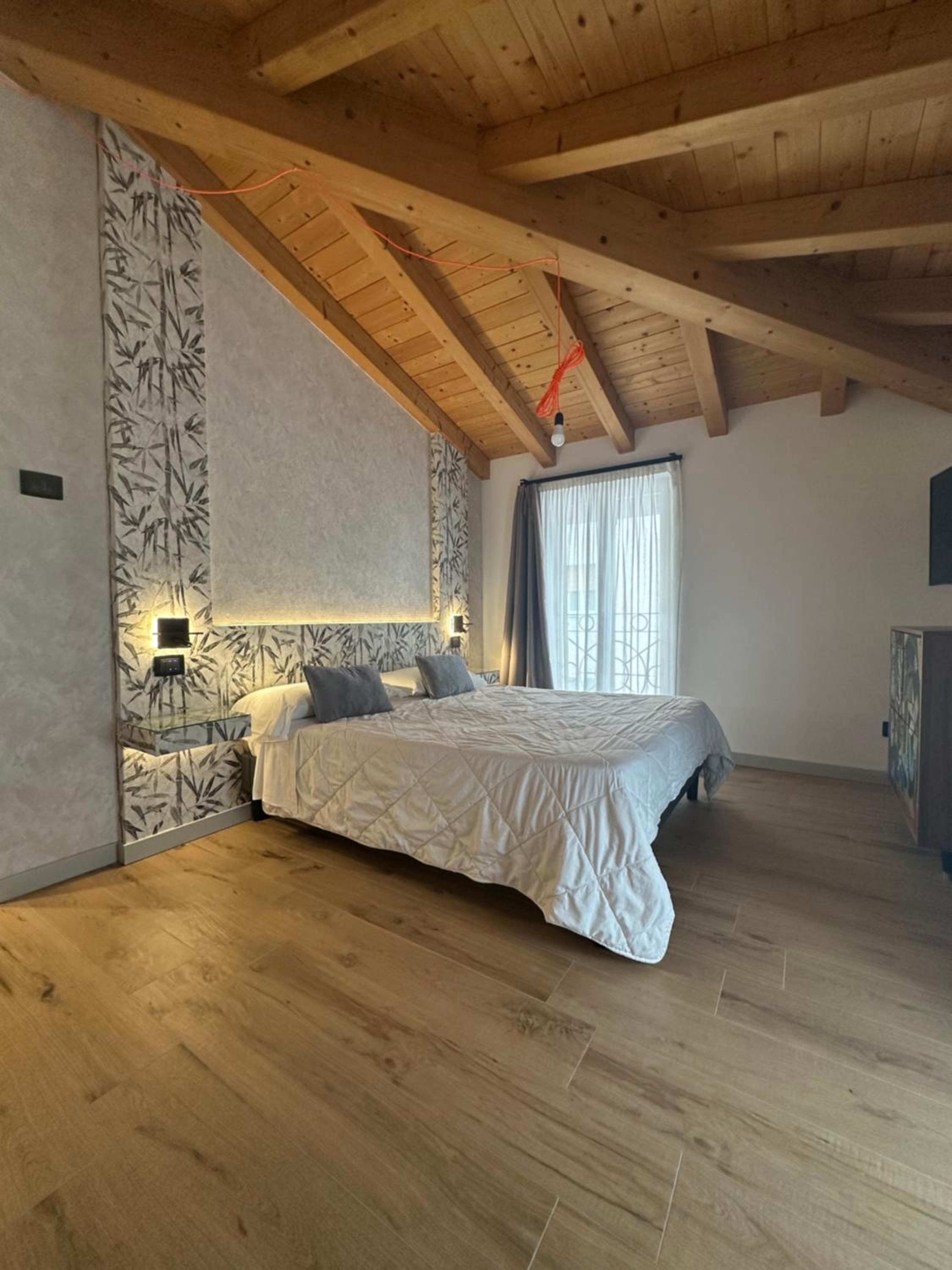Large Double or Twin Room