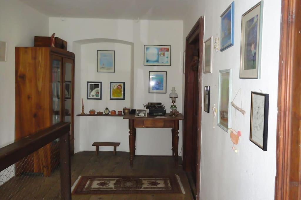 Three-Bedroom House photo 2