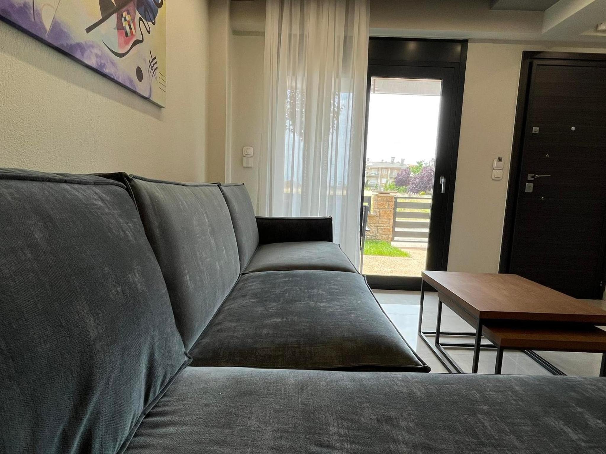 One-Bedroom House - Photo 20