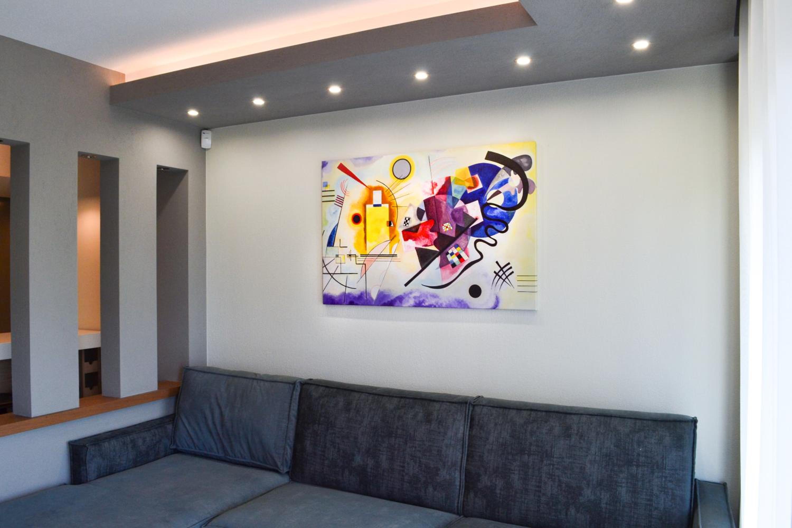 One-Bedroom House - Photo 4