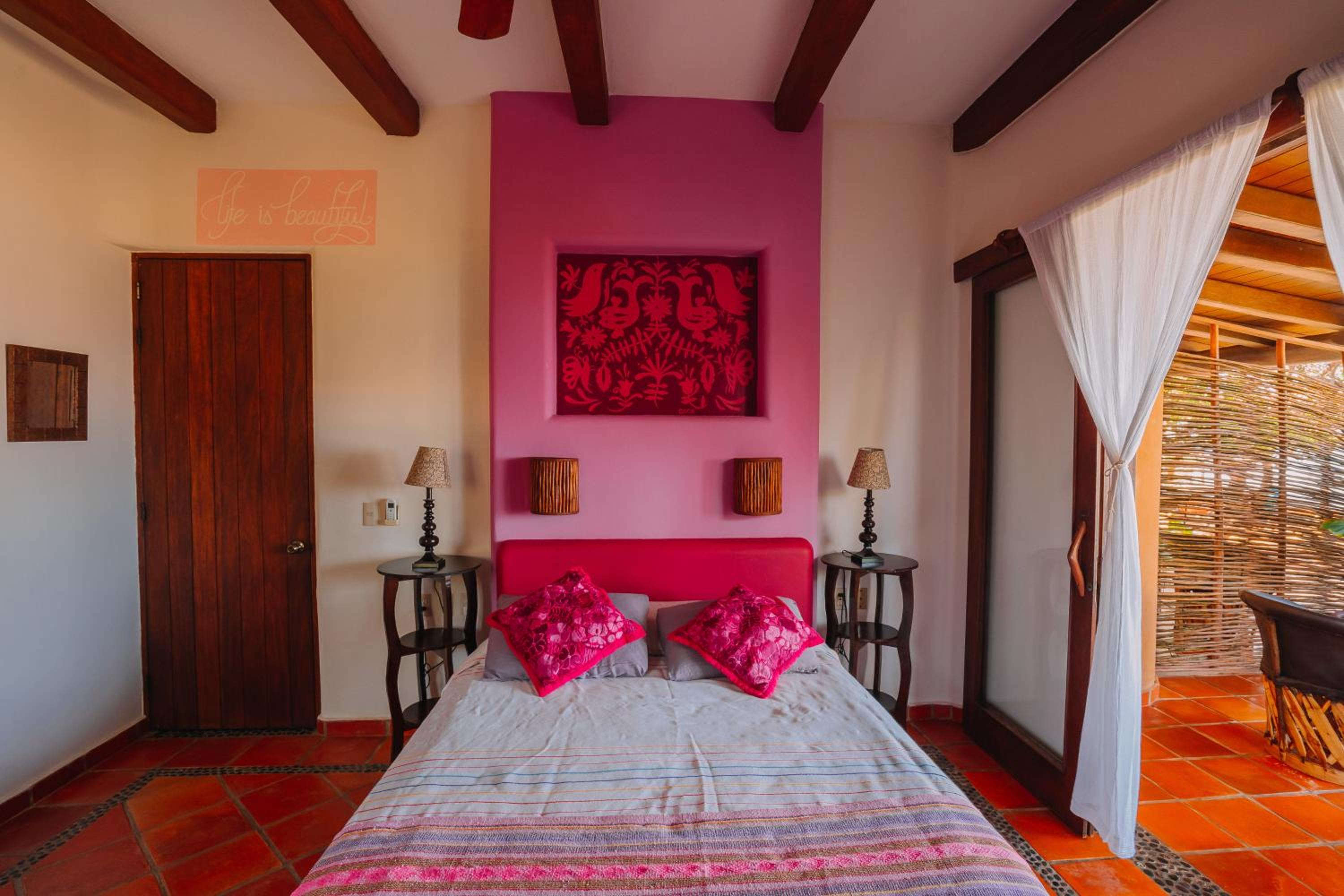 Deluxe Double Room with Sea View - Photo 5