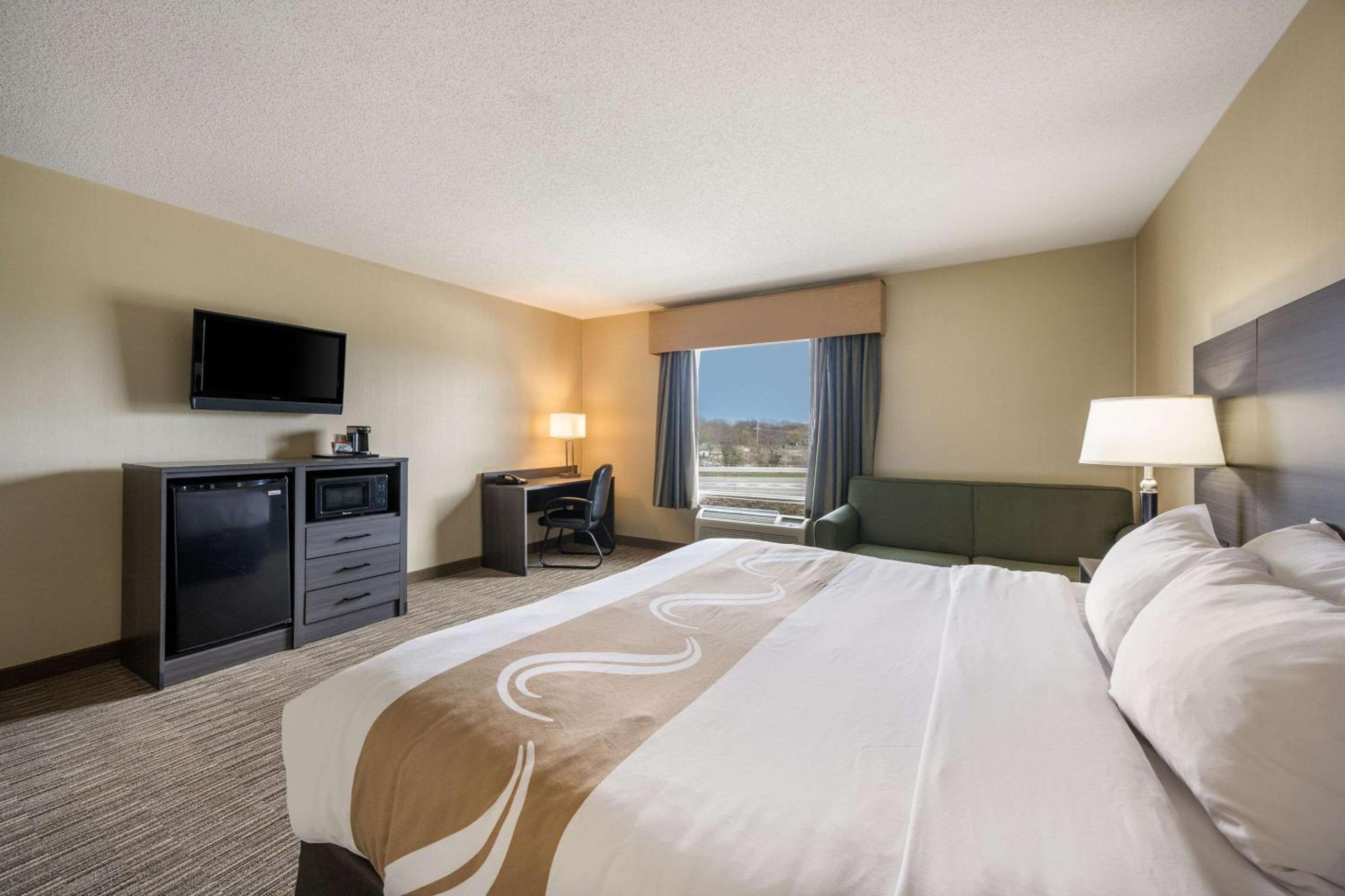 King Room - Accessible/Non-Smoking