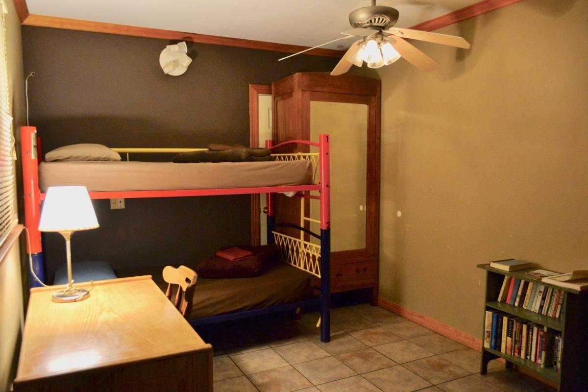 Single Bed in Mixed Dormitory Room photo 3