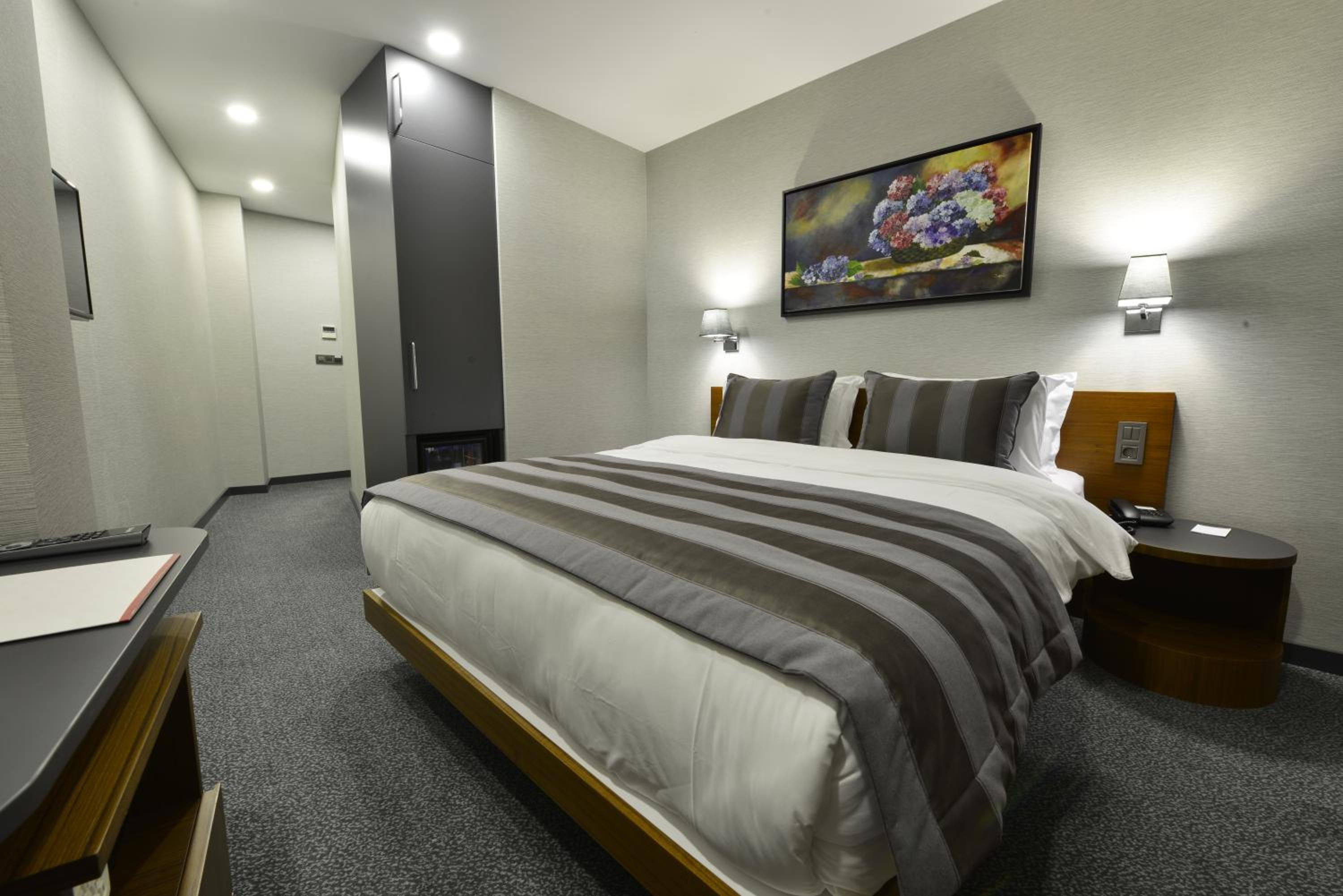Double or Twin Room photo 2