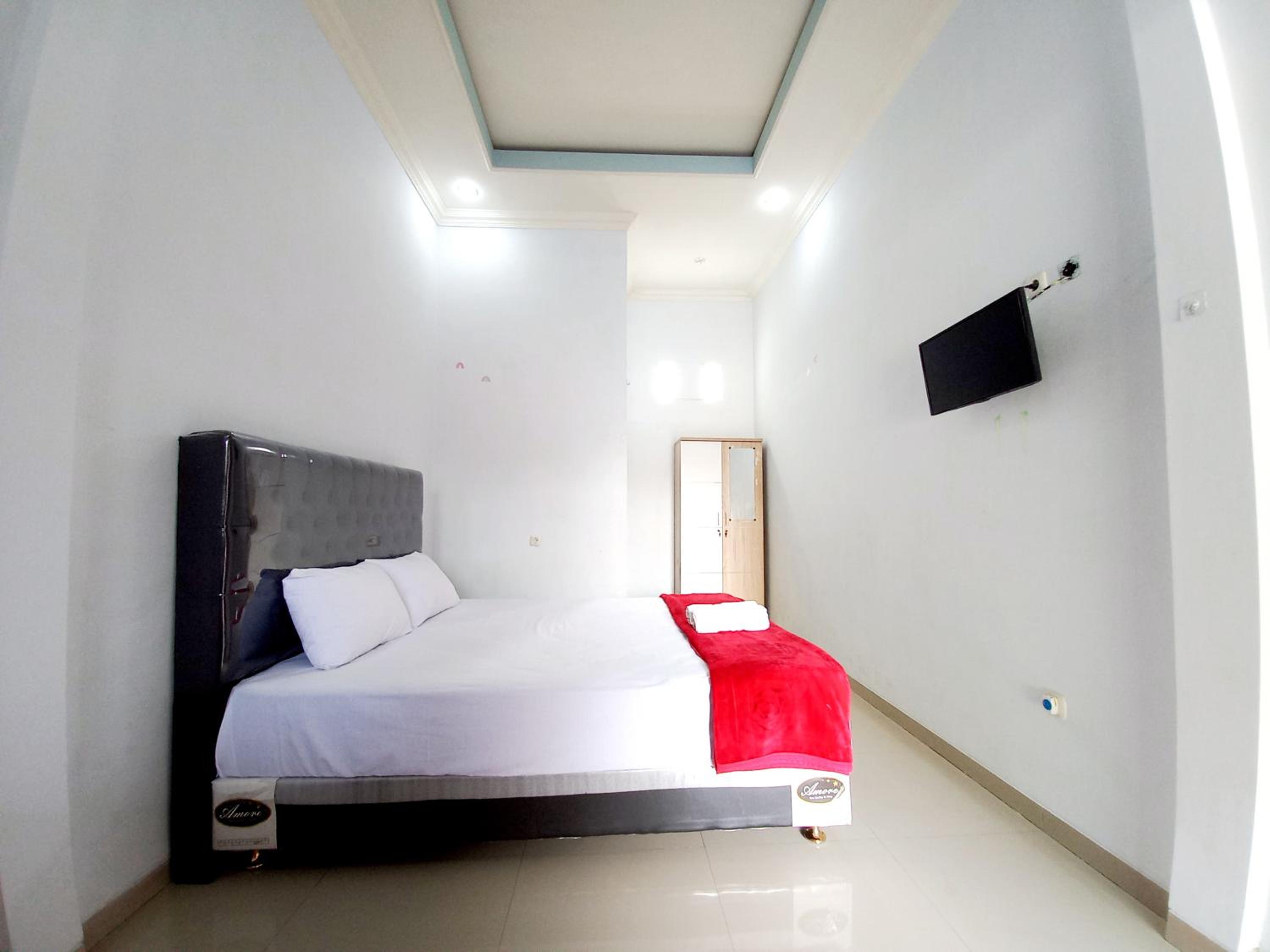 Standard Double Room - Photo 7