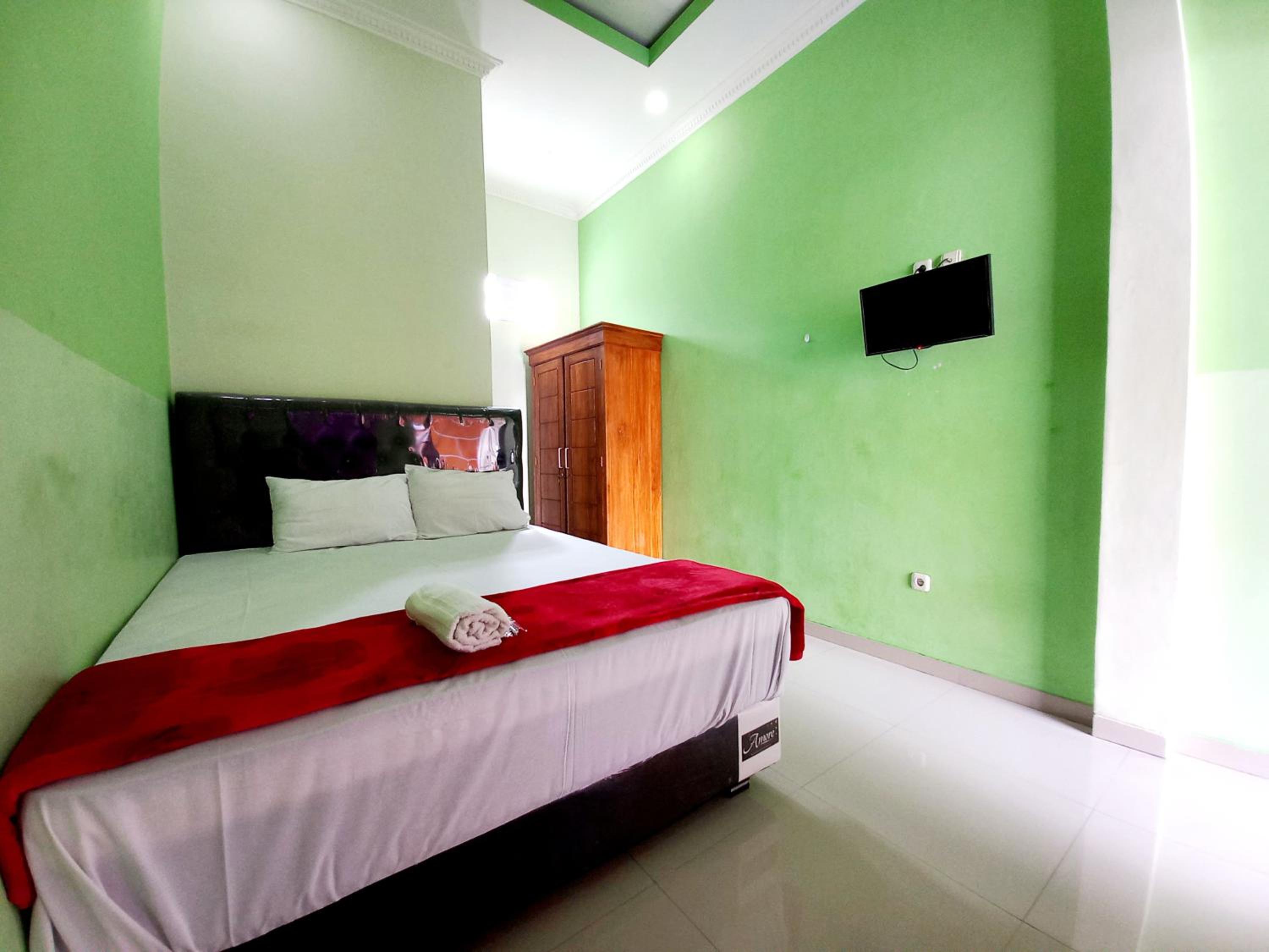 Standard Double Room - Photo 2
