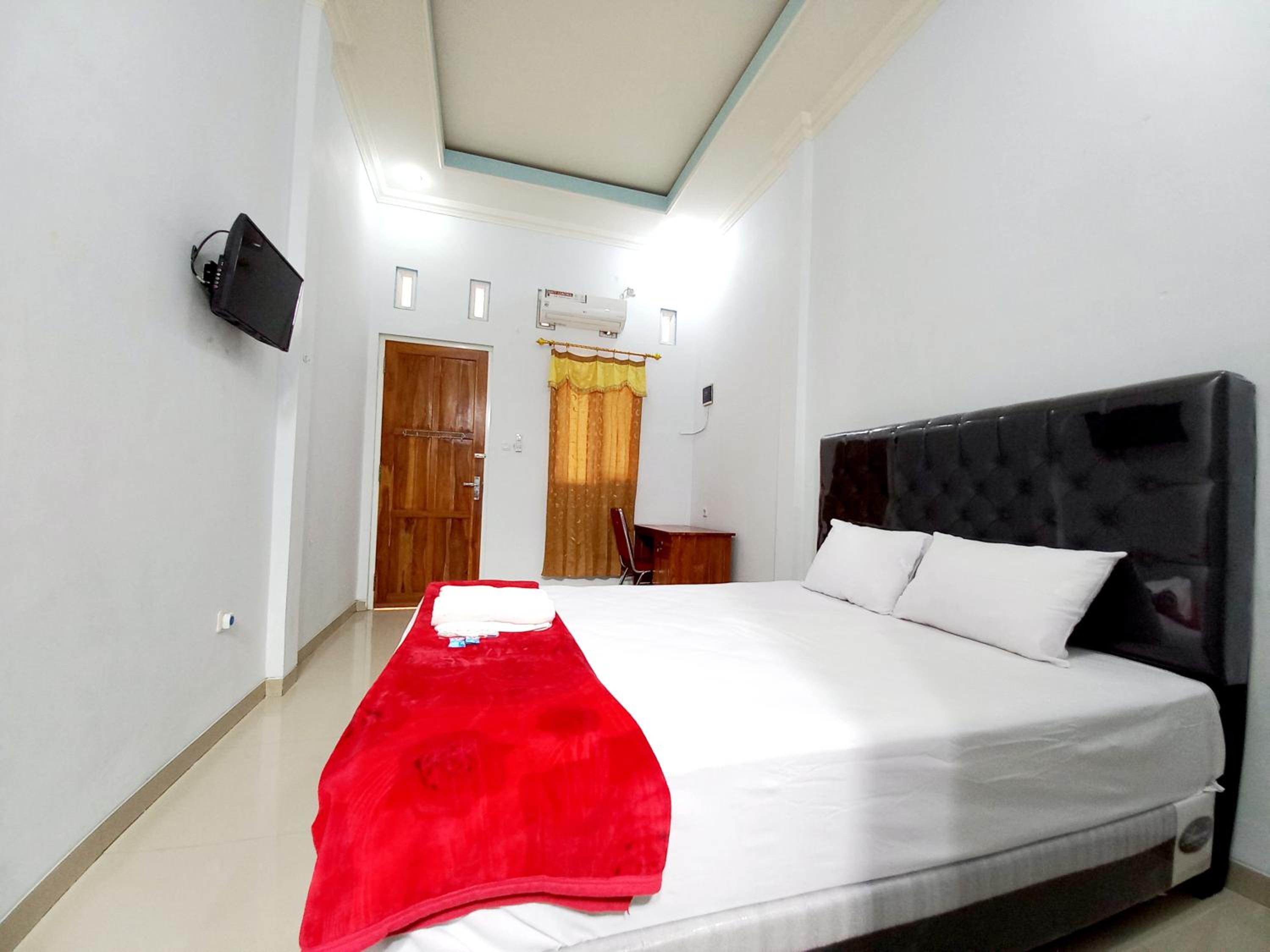 Standard Double Room - Photo 4