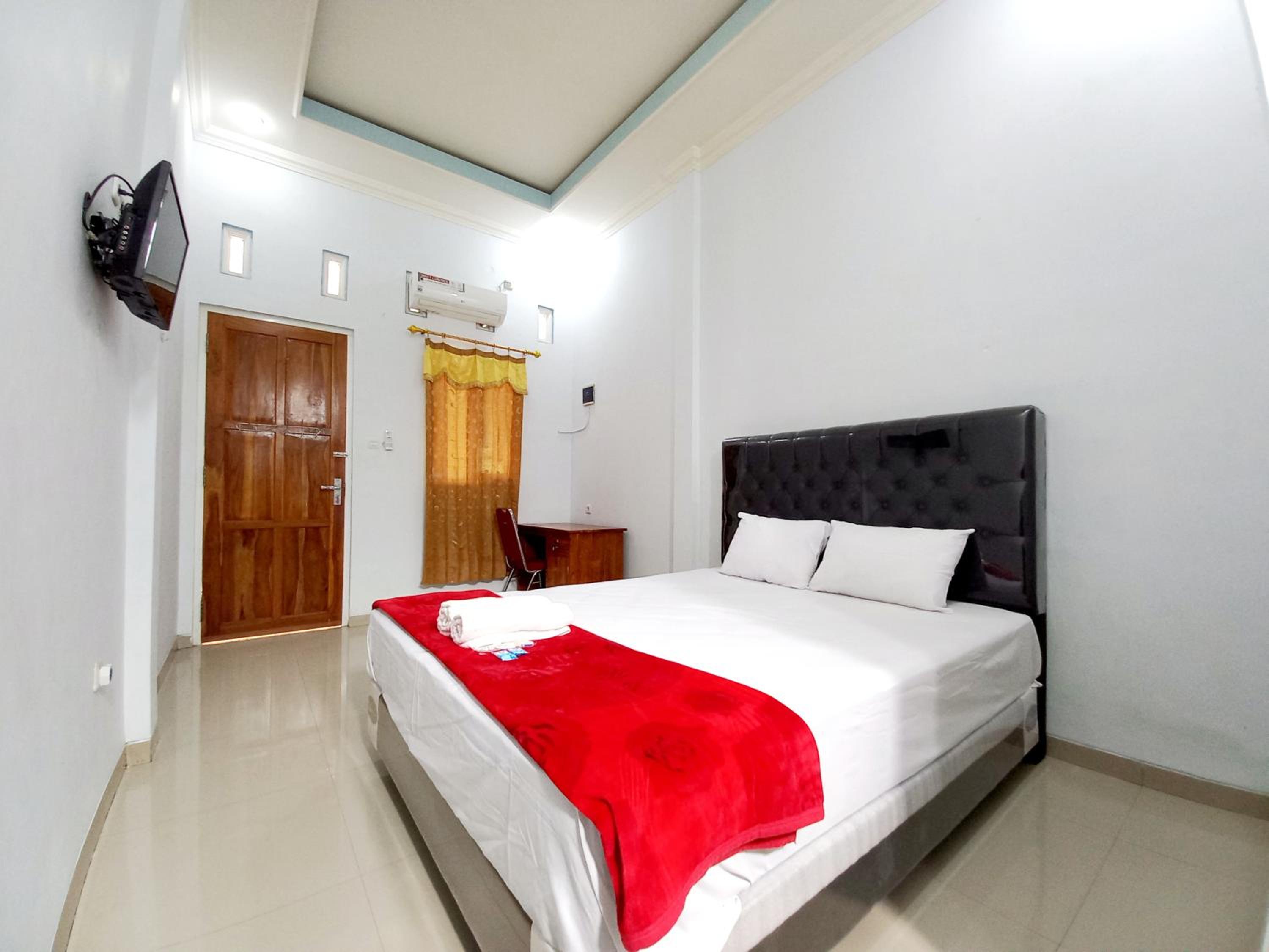 Standard Double Room - Photo 5