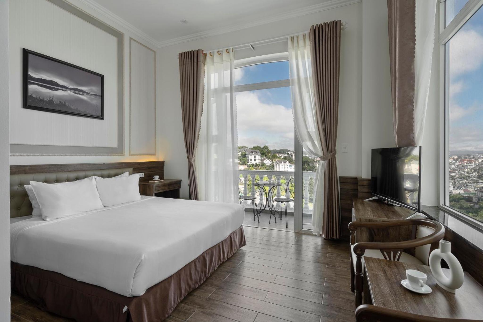 Premier Double Room - Photo 1