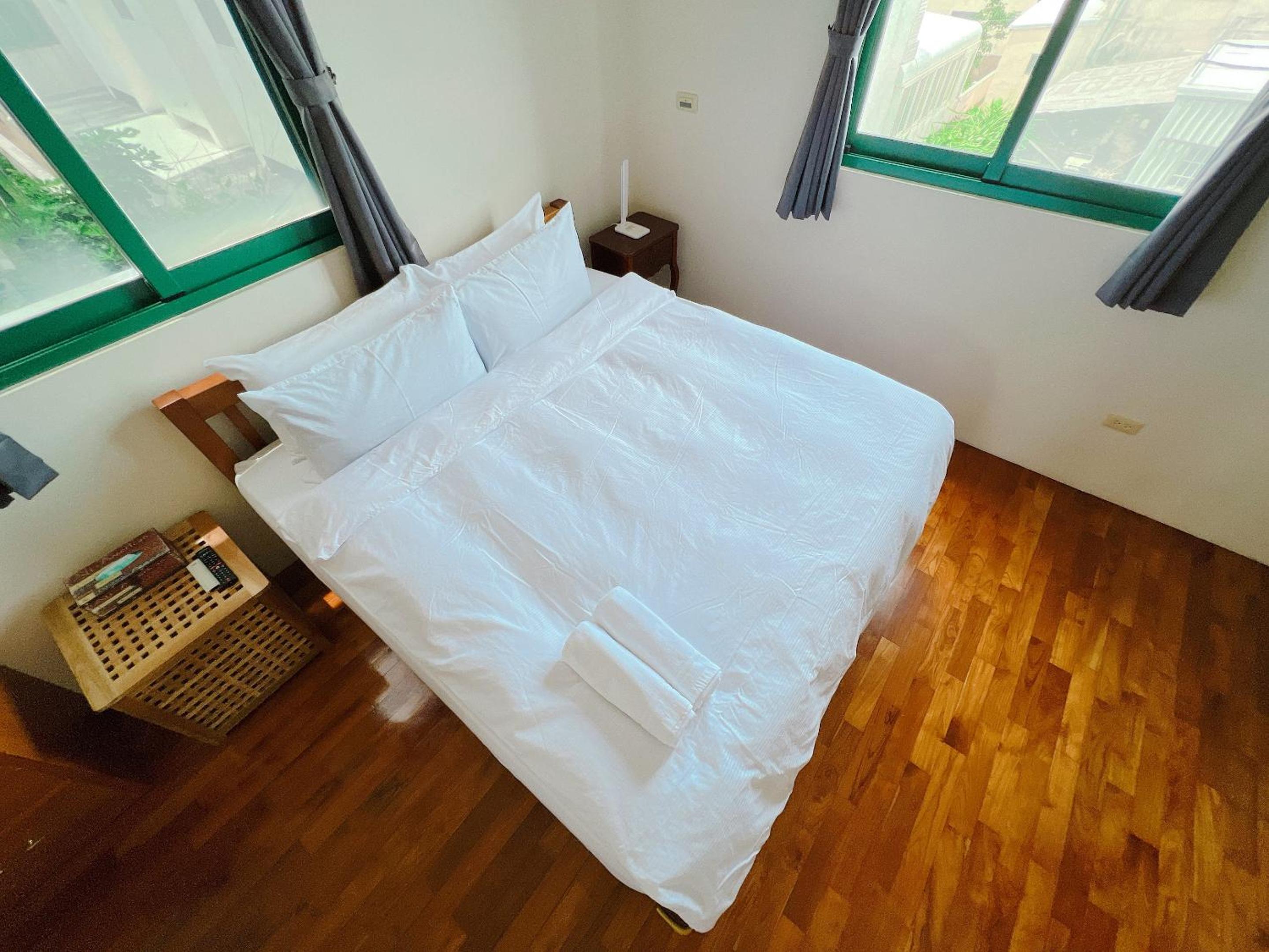 Double Room with Private Bathroom photo 2