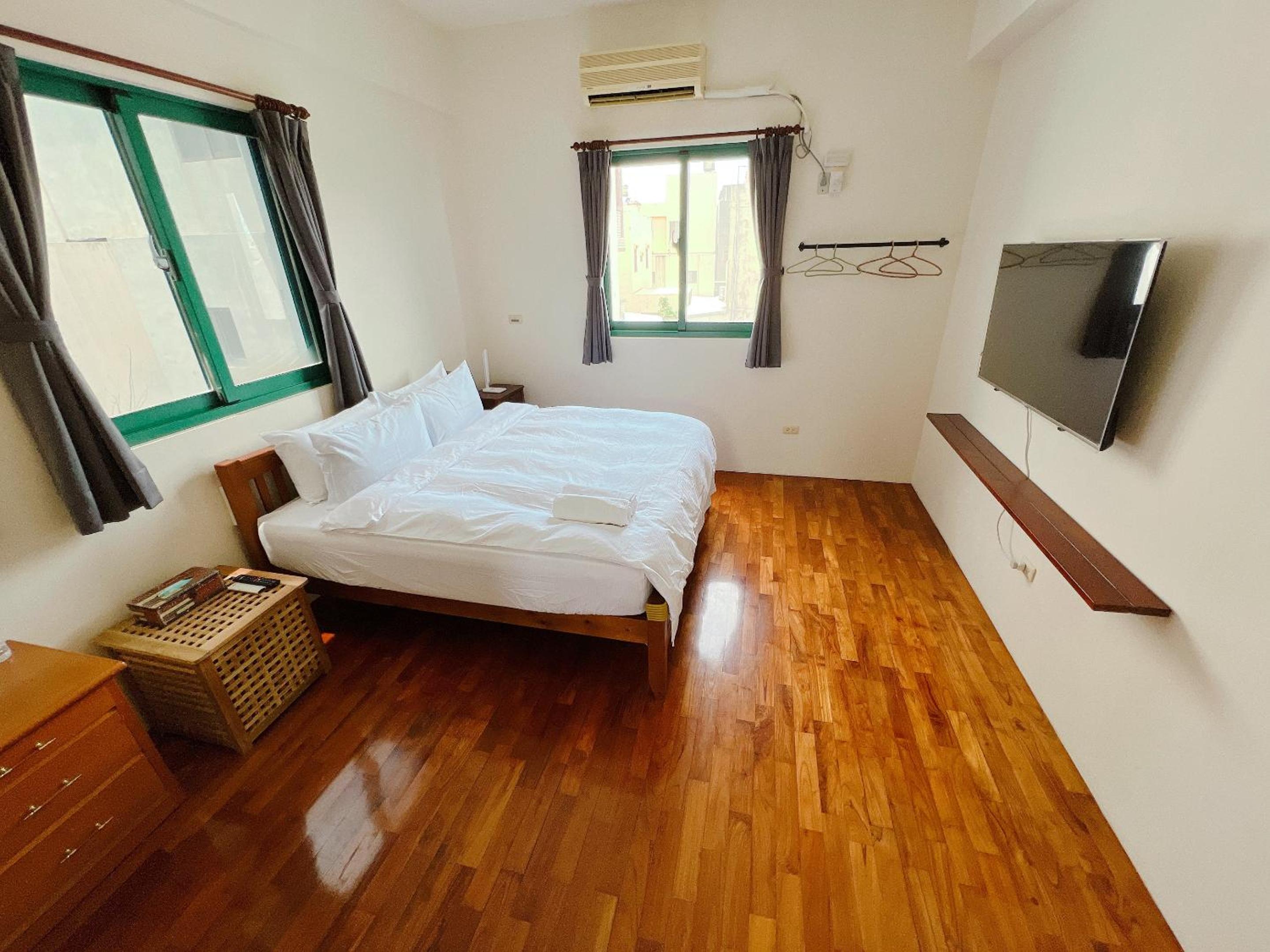 Double Room with Private Bathroom photo 3