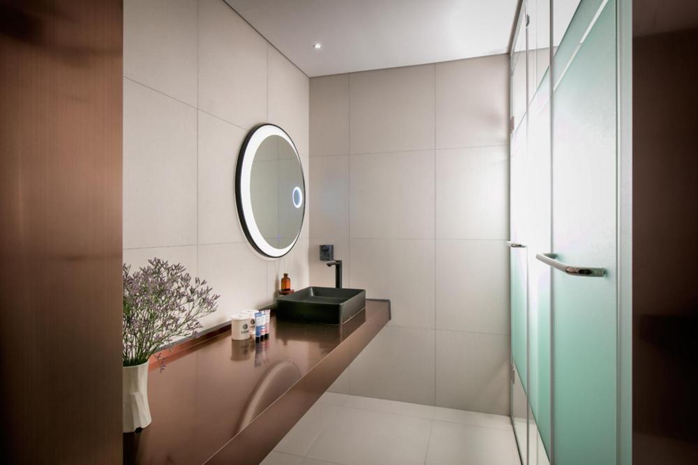 Suite with Terrace - Photo 4