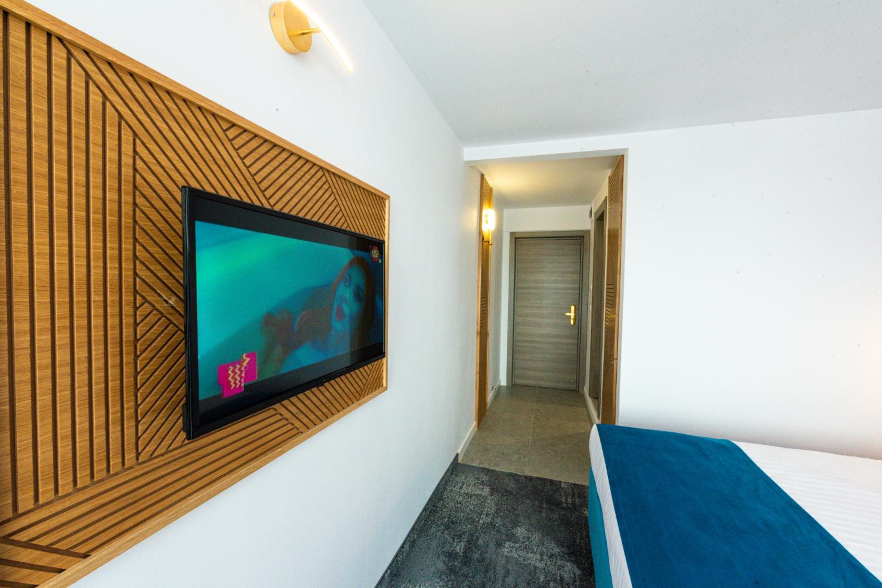 Vista Double Room Pool View photo 2