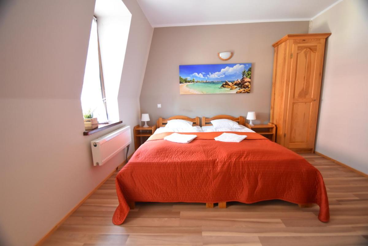 Double or Twin Room - Photo 2
